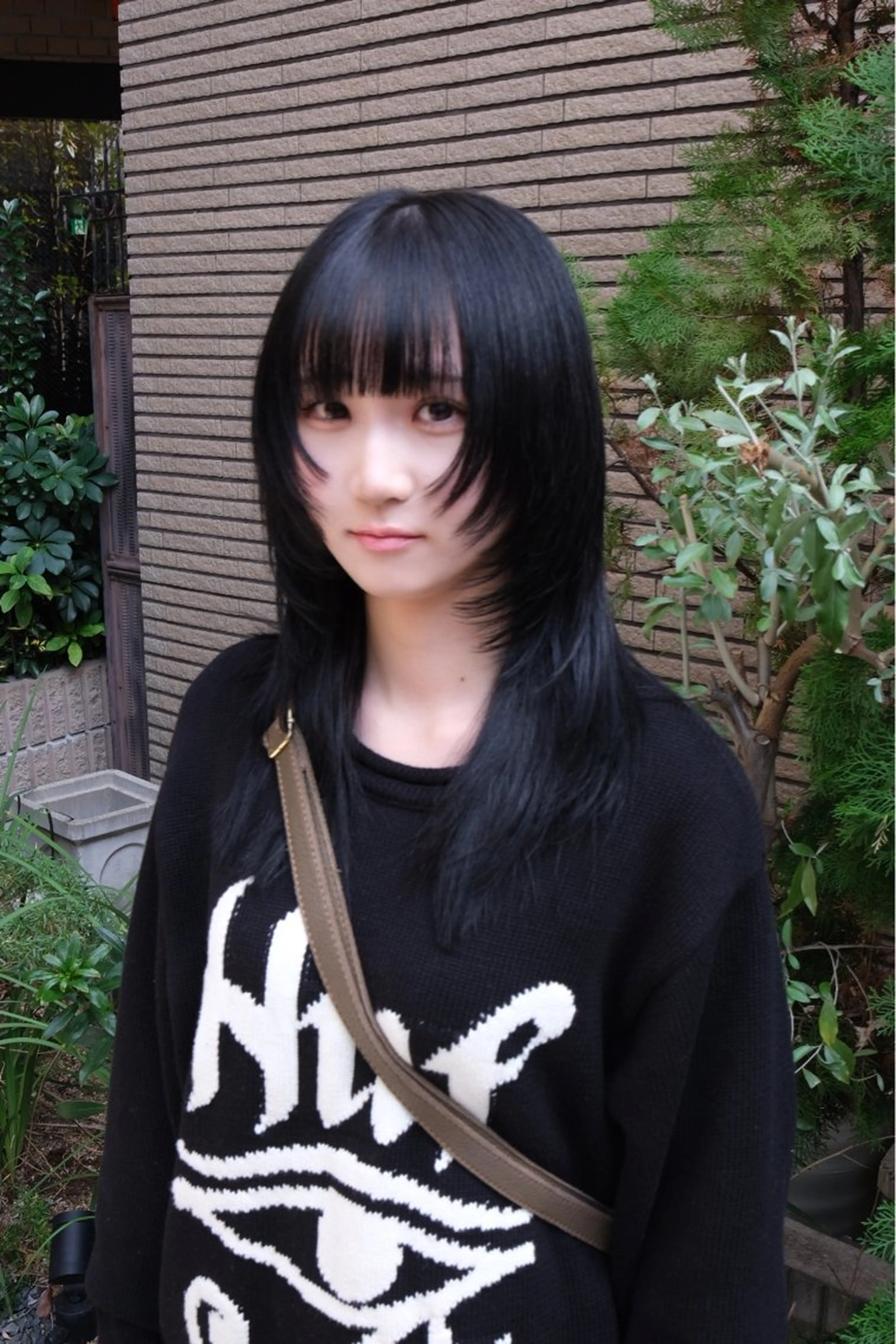 ミディアム カラー ブリーチ デザインカラー ハイトーンカラー 似合わせカット ウルフカット カット sunc所属・梅田l大人韓国ヘア レイヤー×艶カラーのヘアスタイル