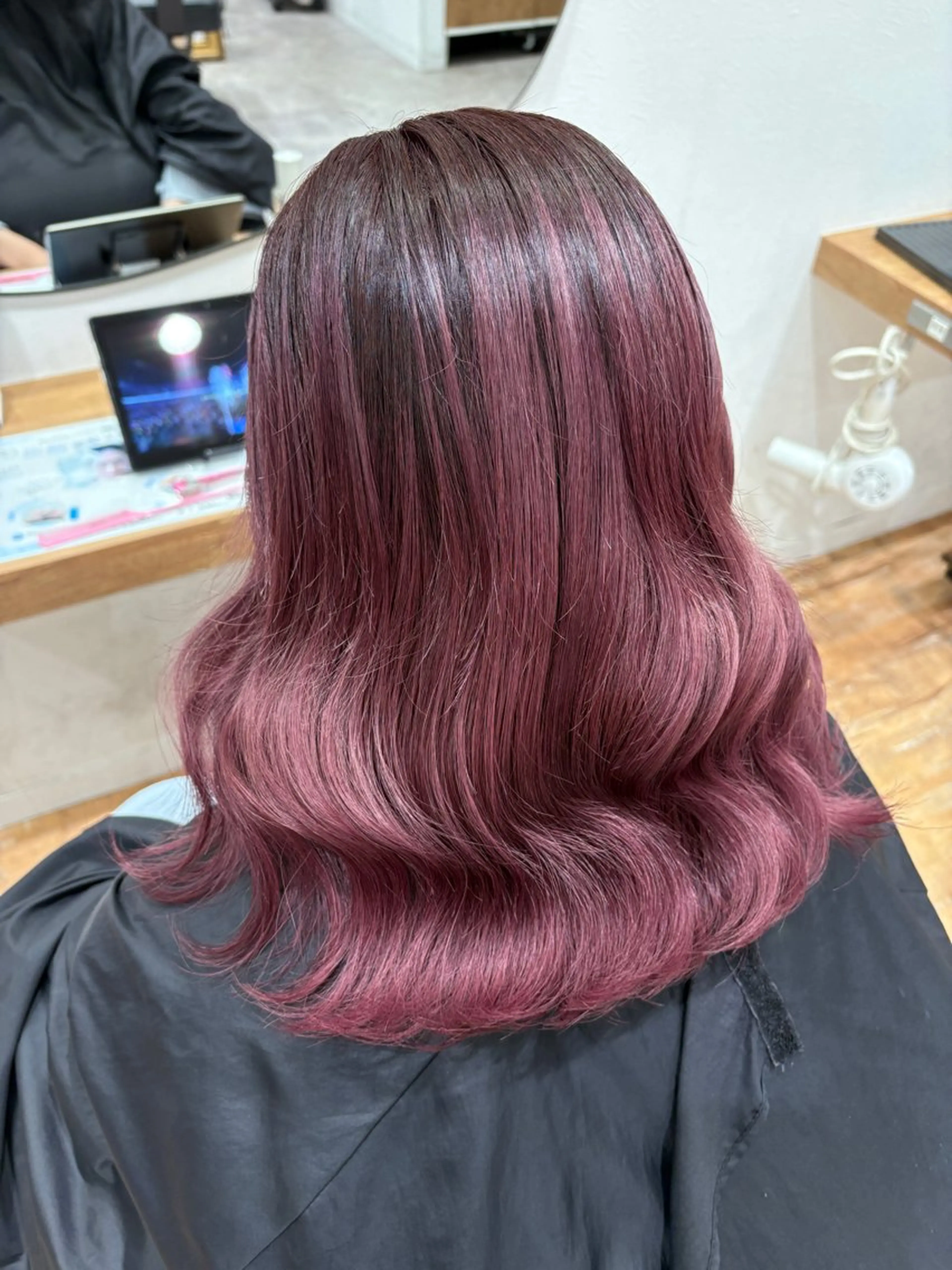 カラー グラデーションカラー ピンクカラー ヘアカラー ピンクカラーアレンジ 🩷AYANA🩷のヘアスタイル