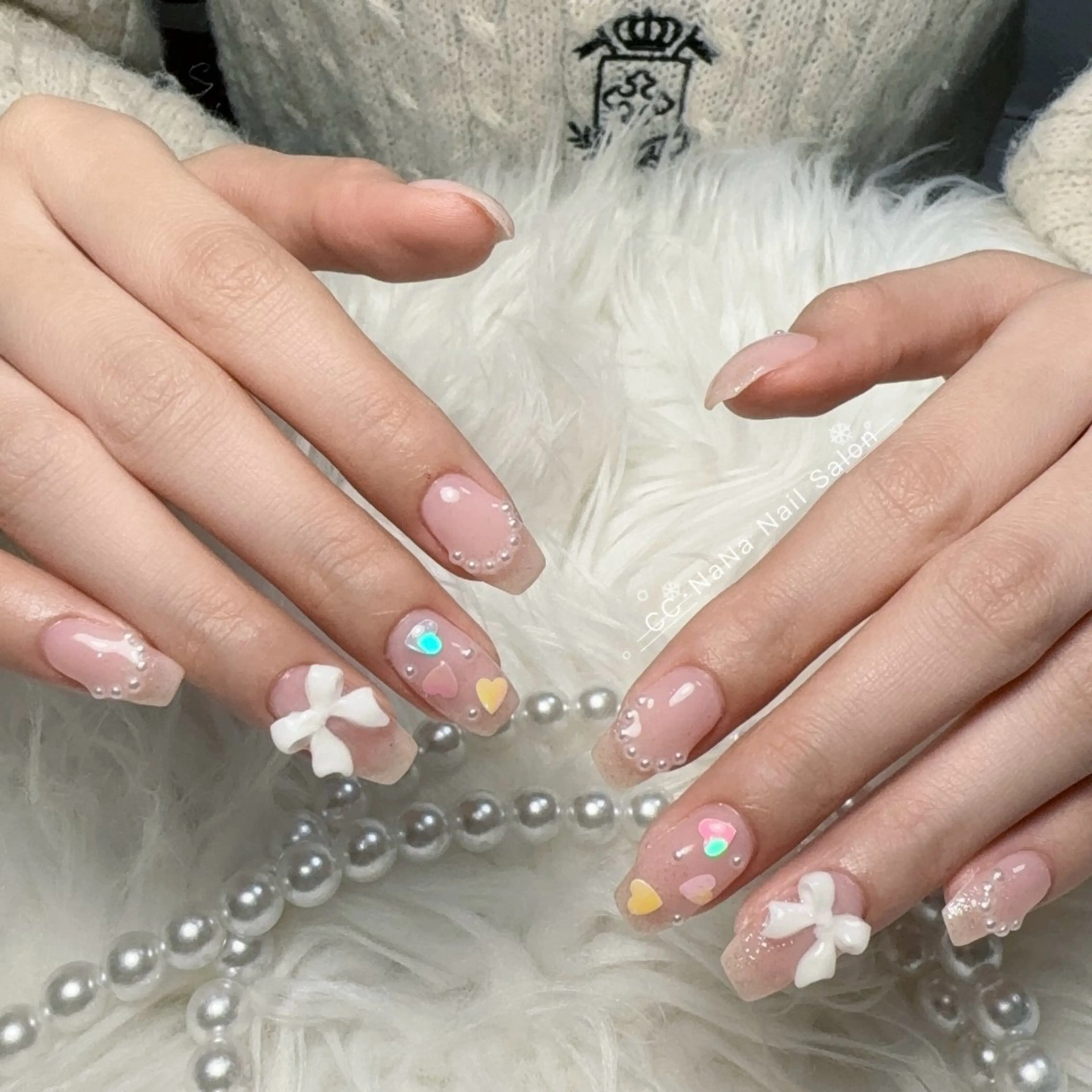 ネイル チークネイル フラッシュネイル ハート キラキラネイル 韓国ネイル ハンドネイル 💎CC・NaNa 韓国風ネイル🌙Cのネイルデザイン