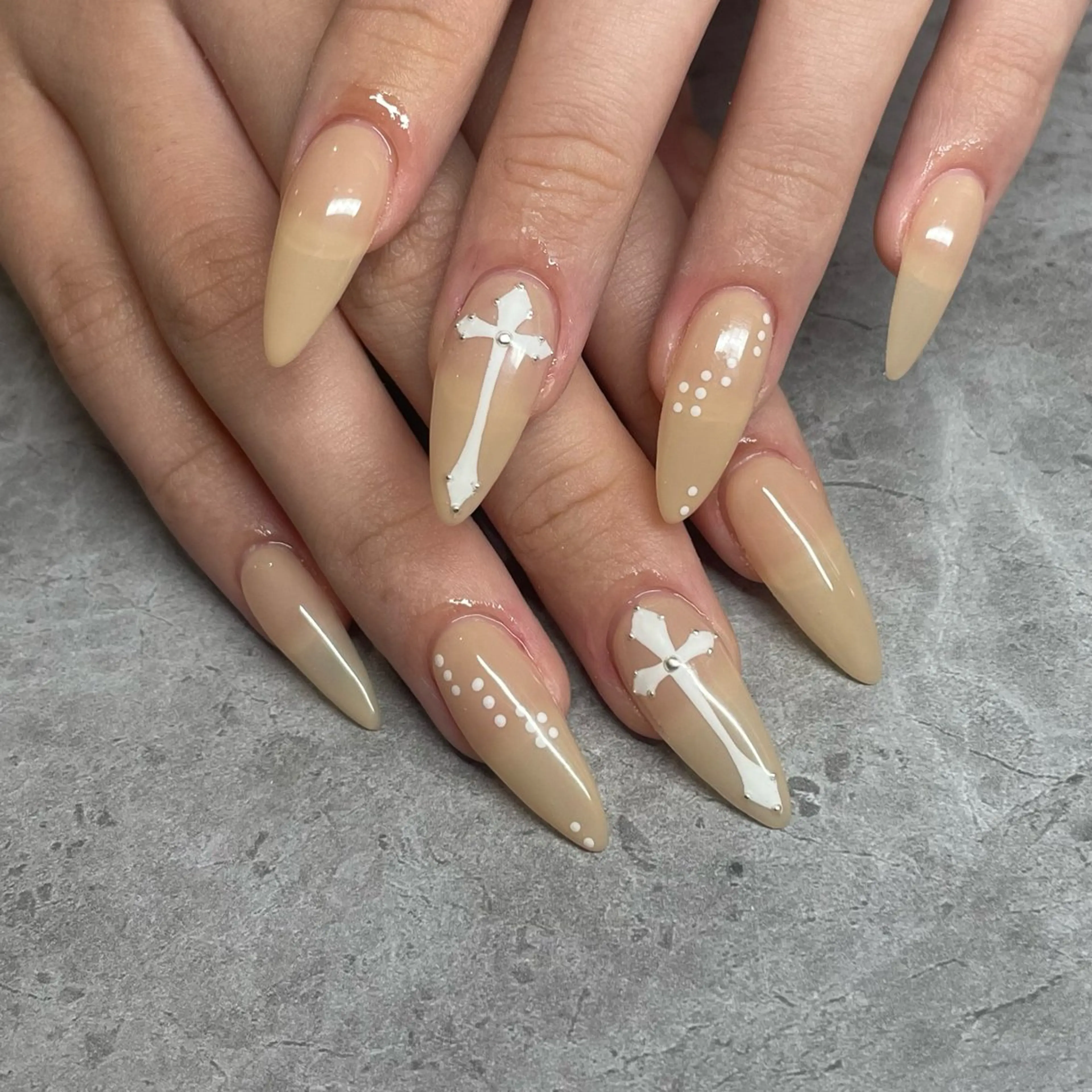 ネイル ハンドネイル IROHA NAIL Kurumi🪽🫧のネイルデザイン