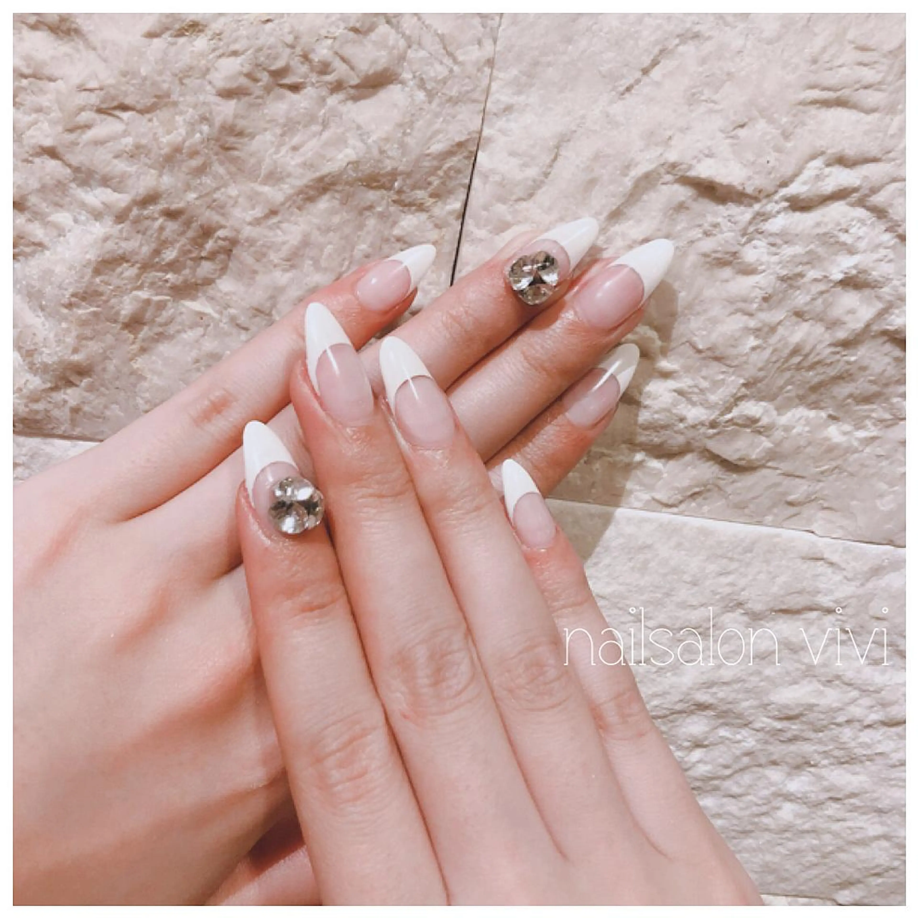 ネイル ＶＩＶＩ nailsalonのネイルデザイン