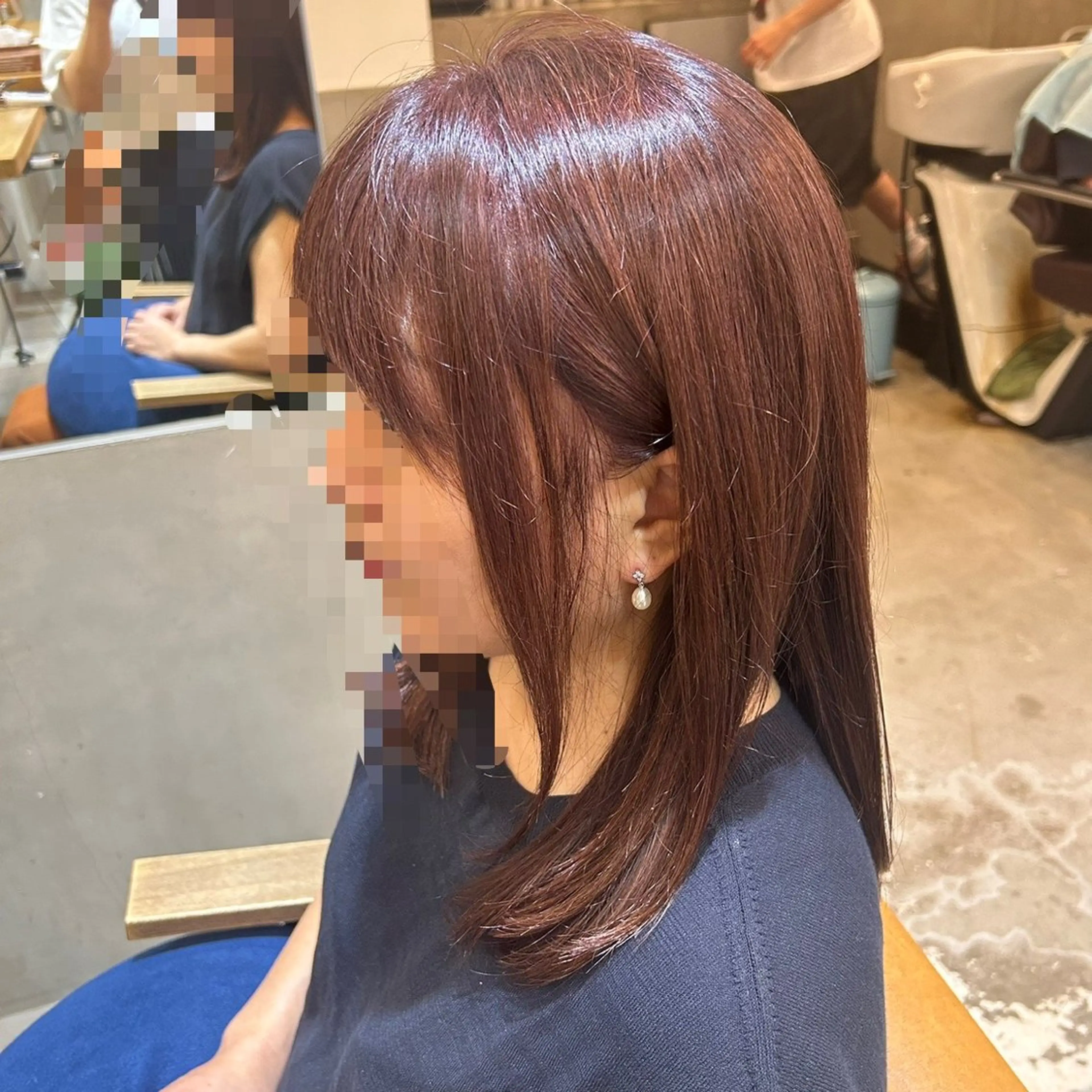 ミディアム パーマ カット ヘアカラー トリートメント 若狭 彩花のヘアスタイル