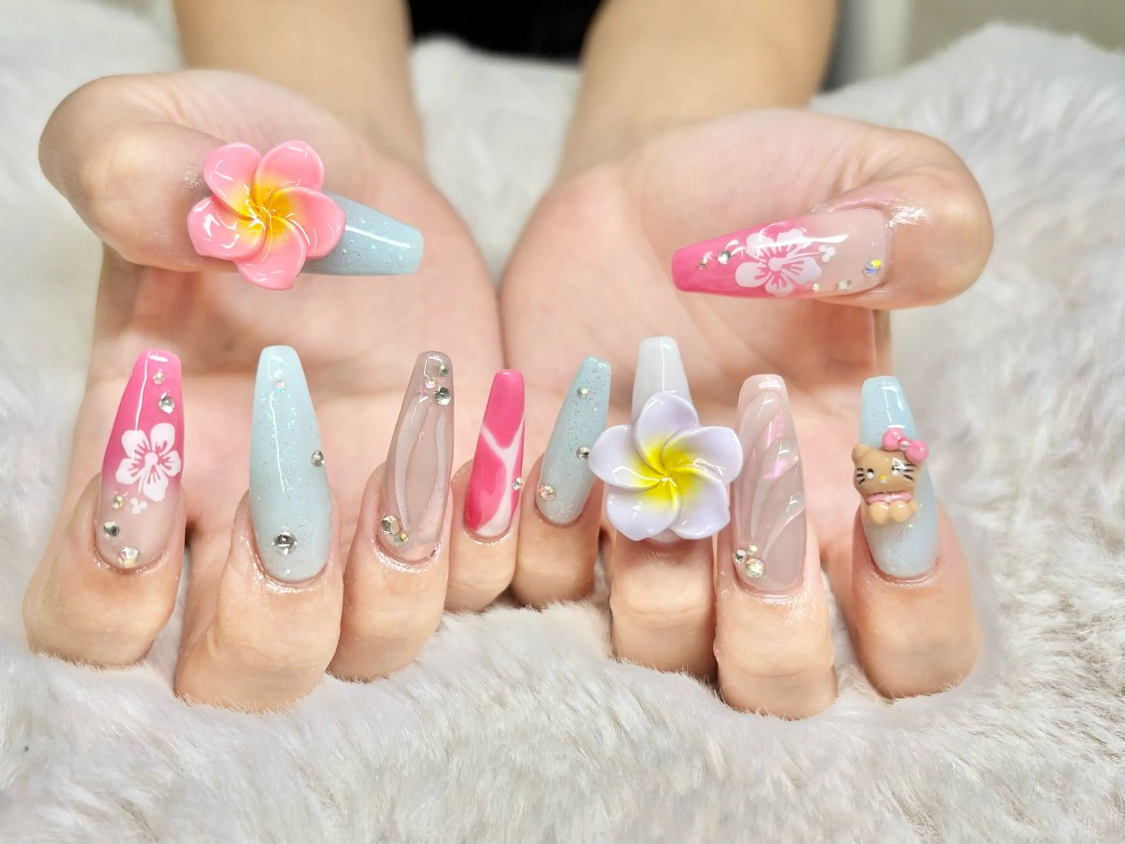 ネイル FILL nail古河店所属・FILL nail SHIORIのネイルデザイン