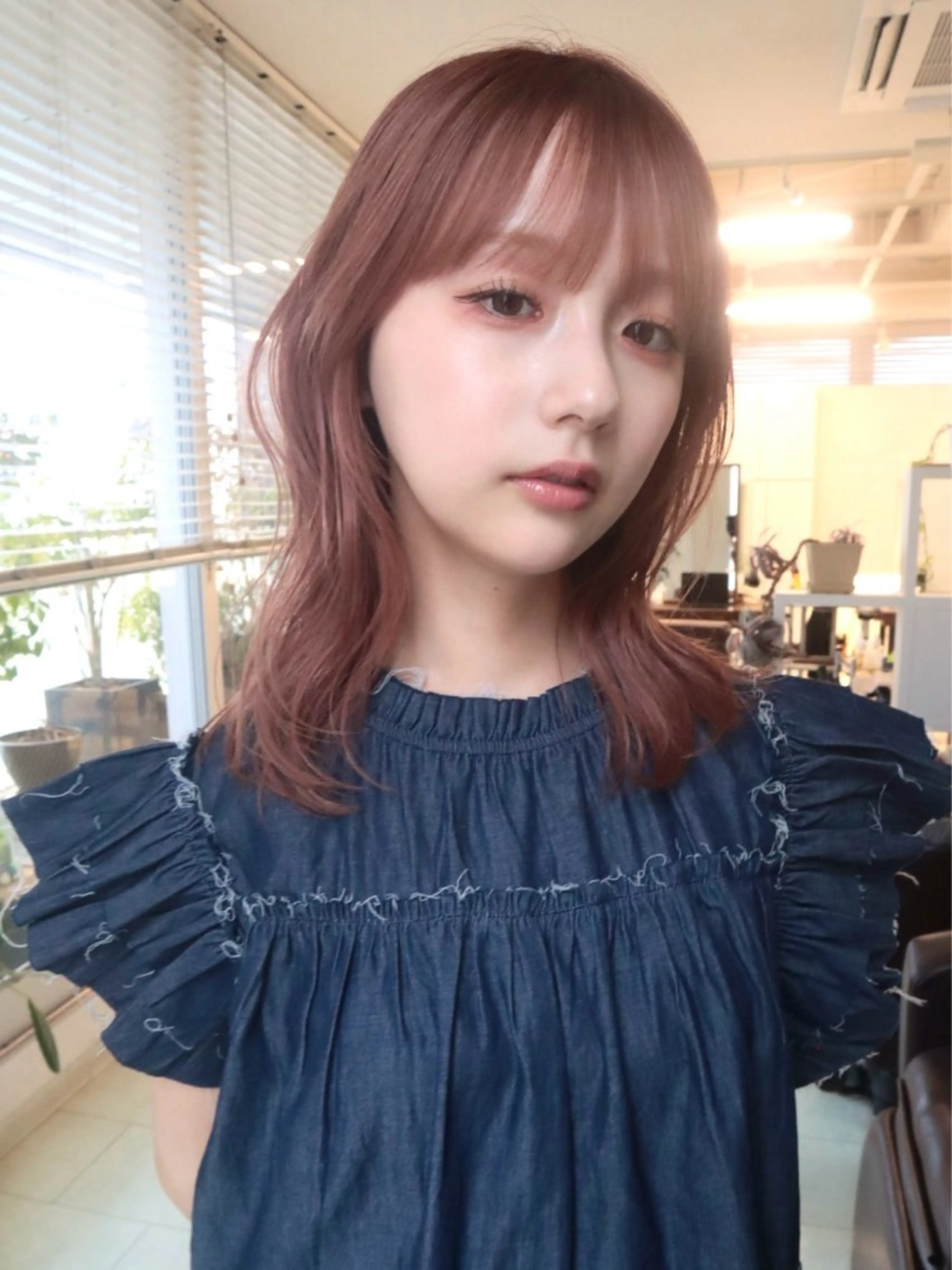 ミディアム カラー カット ヘアカラー kchiara所属・yura /レイヤーカットのヘアスタイル