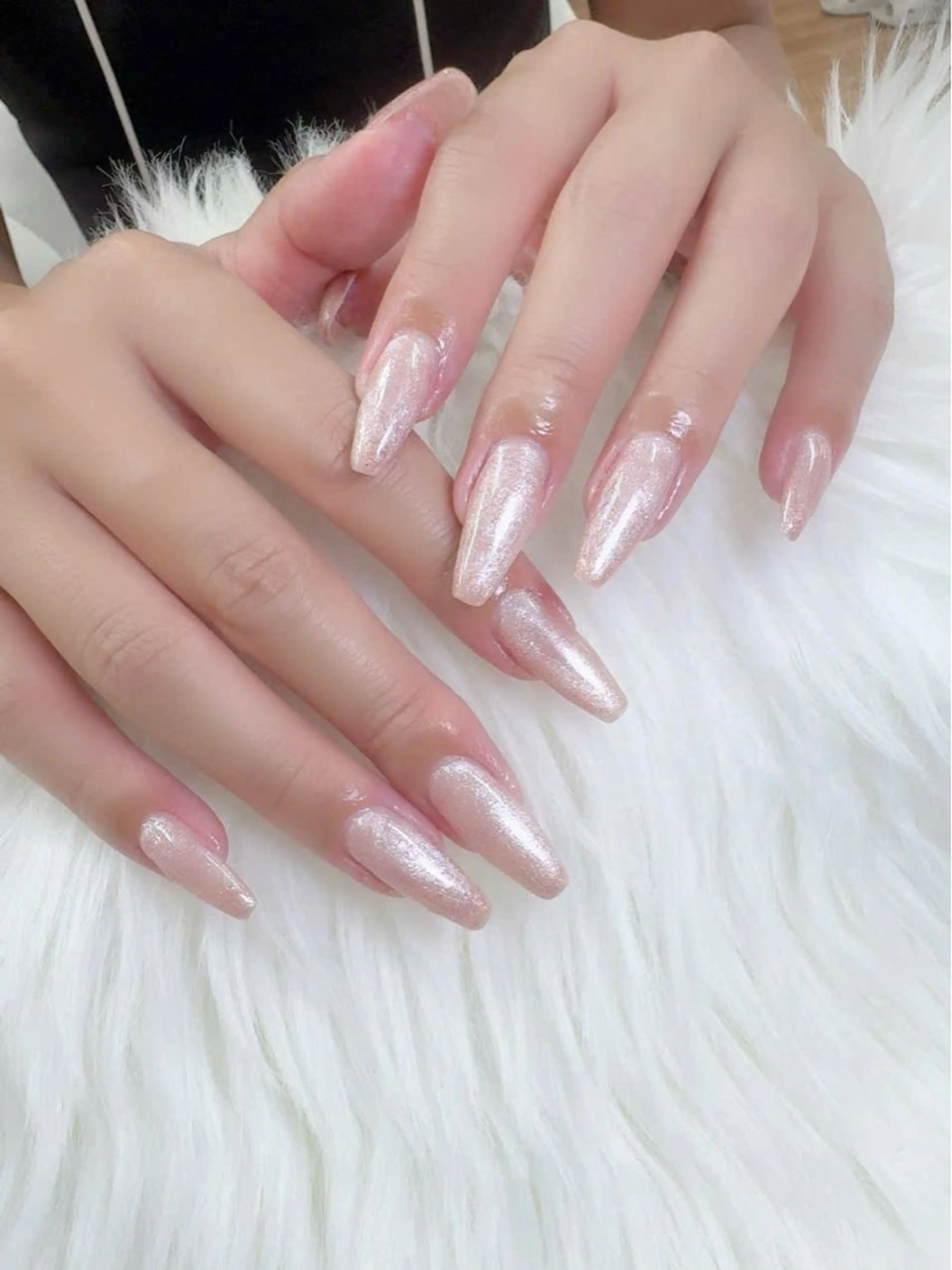ネイル フットネイル フレンチネイル 韓国ネイル マグネットネイル ニュアンスネイル ハンドネイル Hara Nail 【パラジェル使用】のネイルデザイン