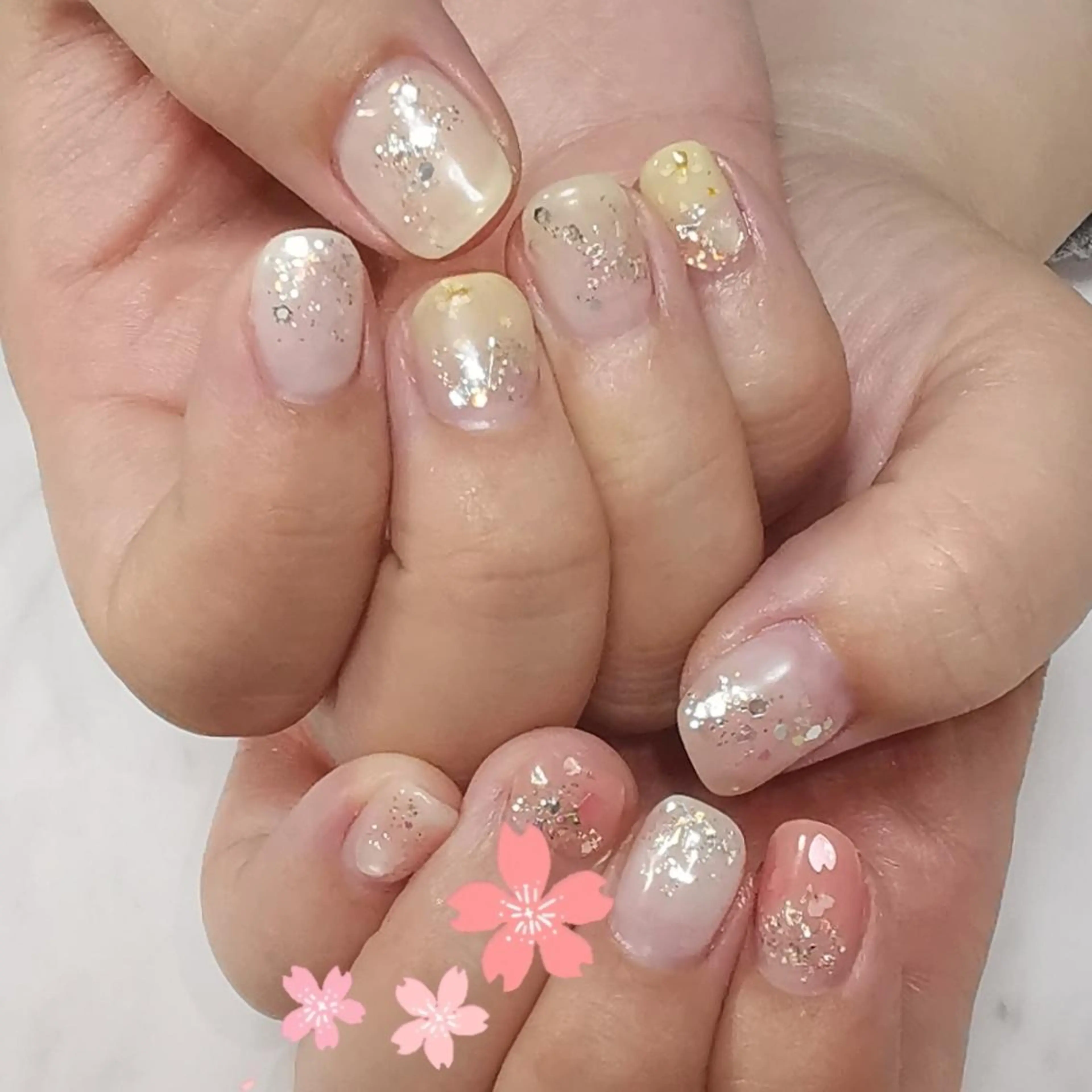 ネイル 春ネイル ハンドネイル reve あやののネイルデザイン