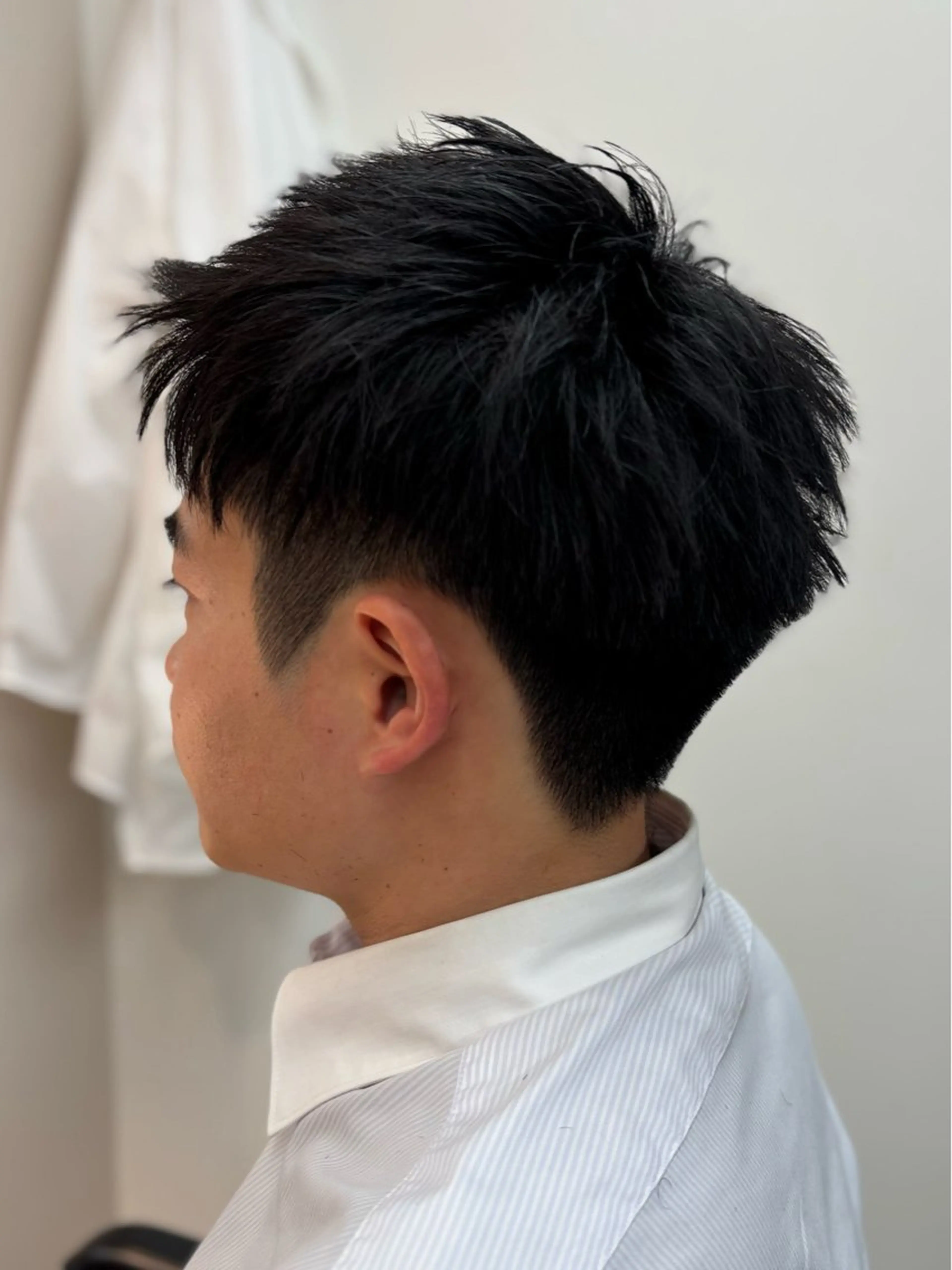 メンズ アップバング ビジネス カット ヘッドスパ 保立/フェザーパーマ /メンズカットのヘアスタイル