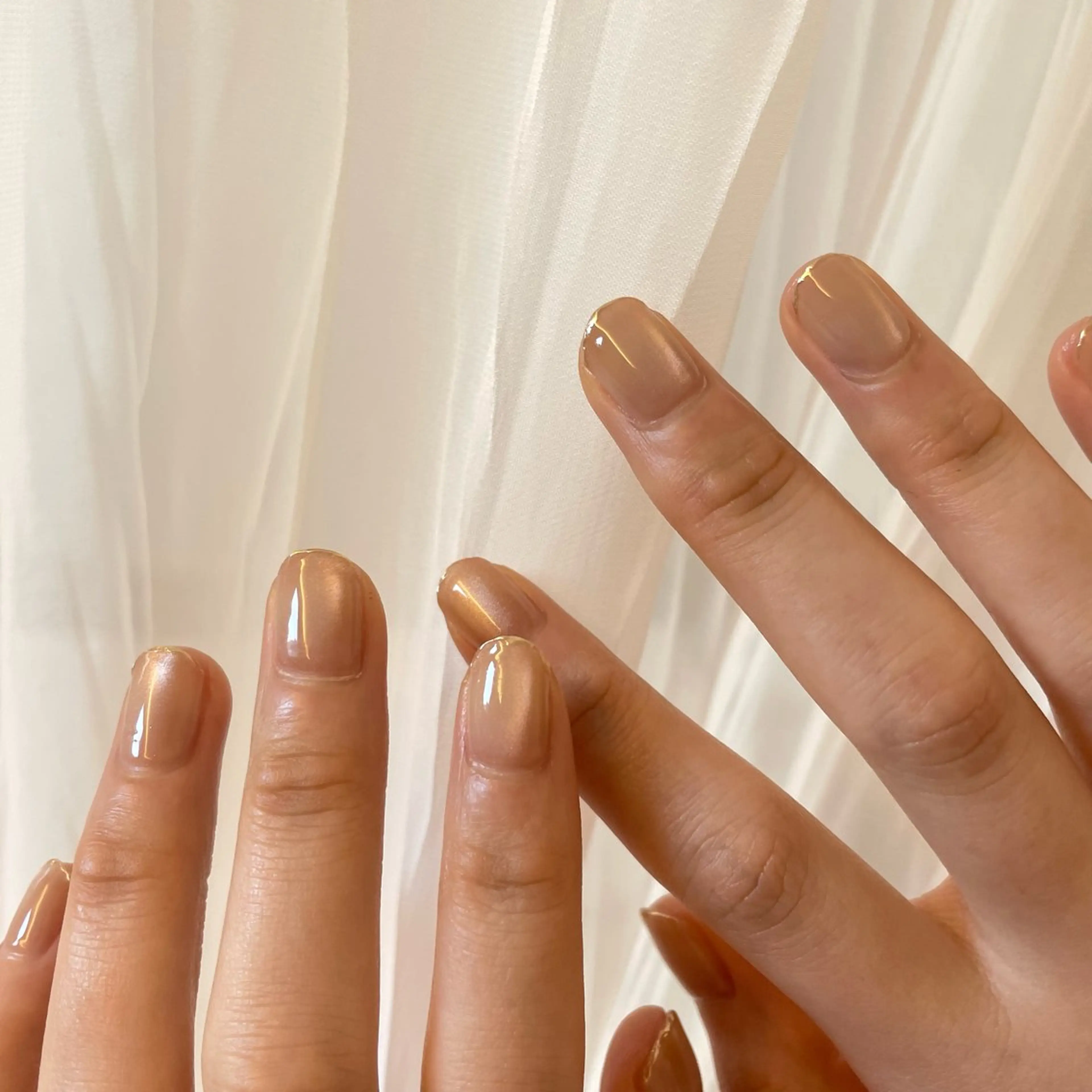 ネイル フレンチネイル マグネットネイル ミラーネイル シンプルネイル ハンドネイル Agapi所属・Agapi💐 momoのネイルデザイン