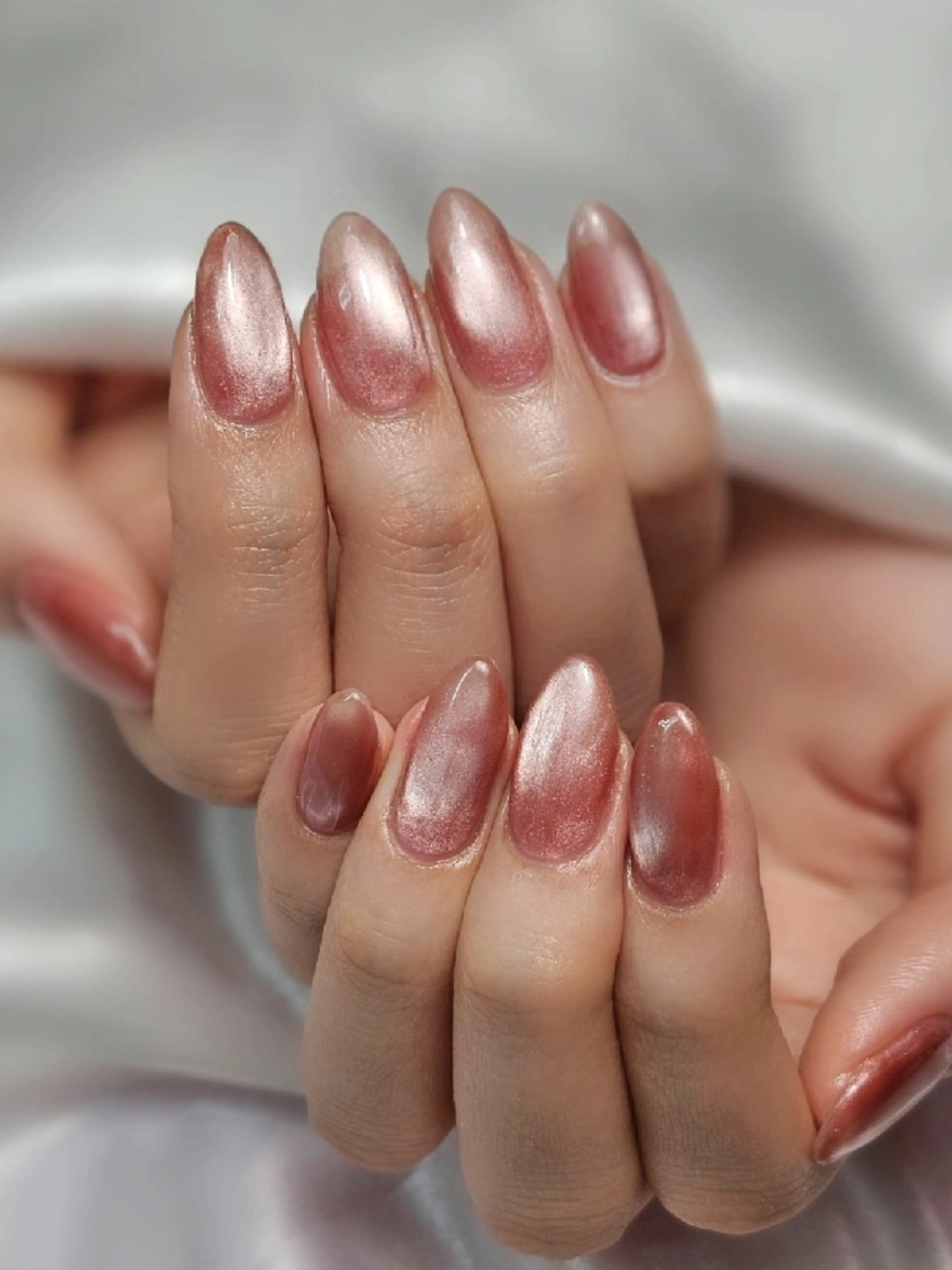 ネイル マグネットネイル ピンク Ra: Nail所属・Ra: Nail   라: 네일のネイルデザイン