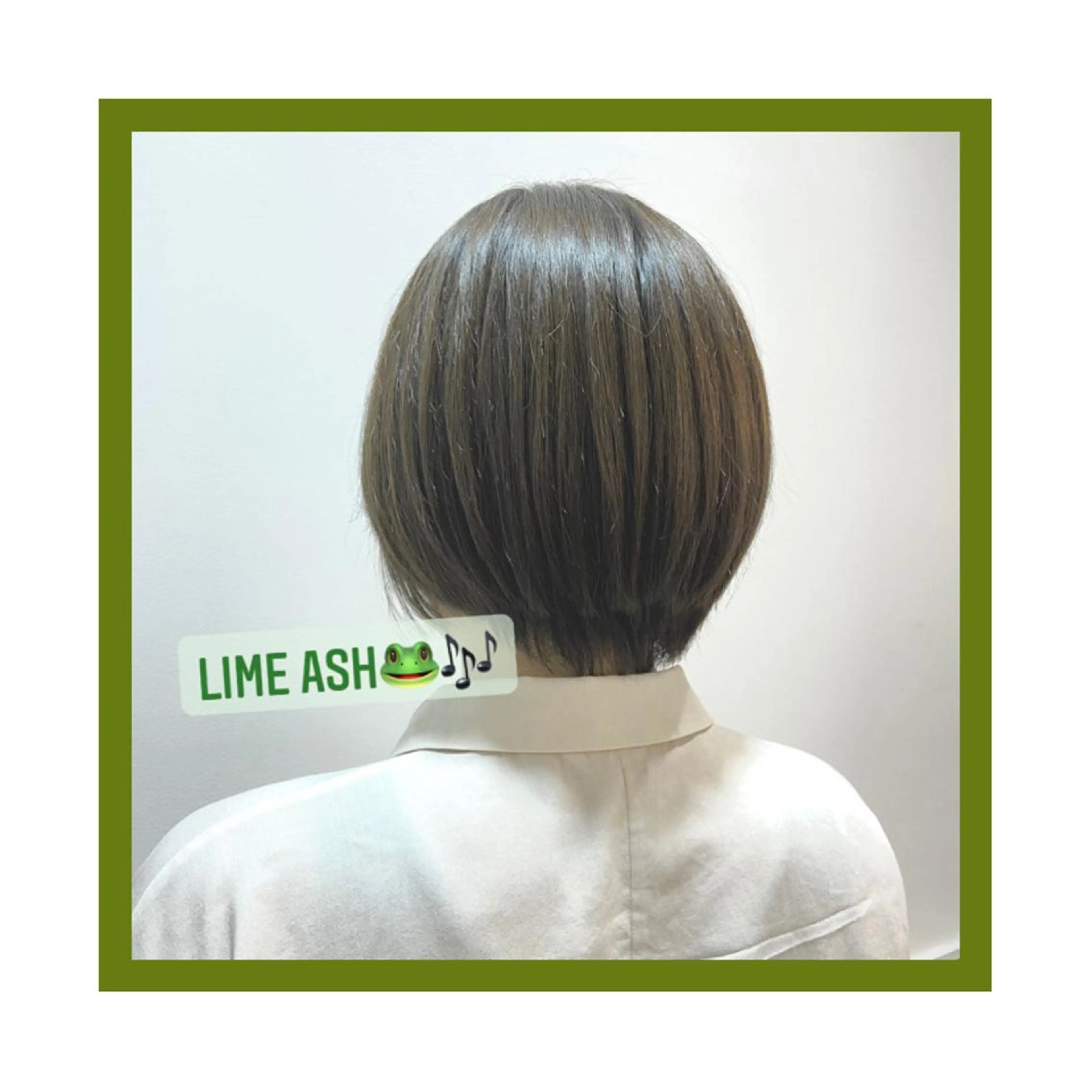 ショート アッシュ 棚橋 光海のヘアスタイル