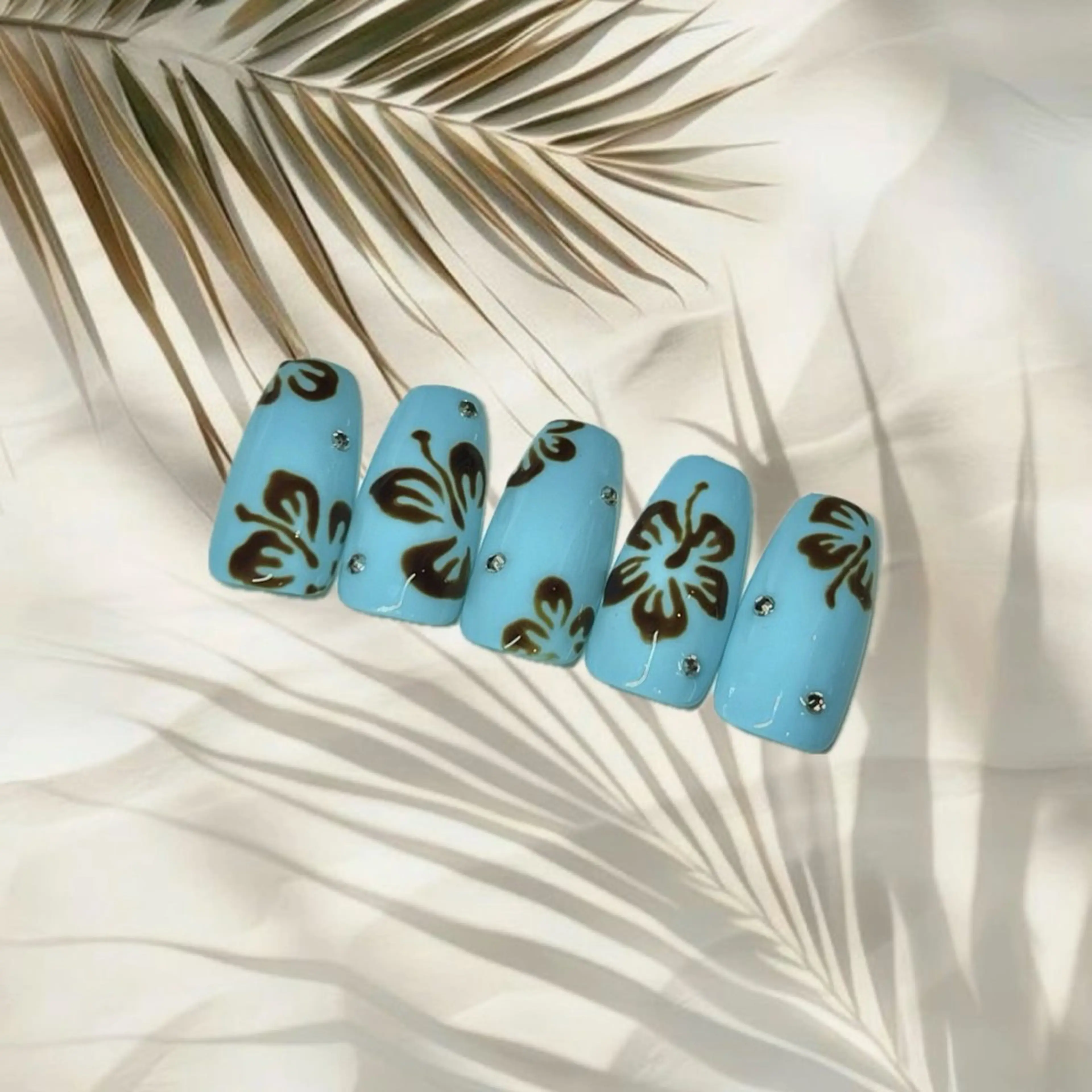 ネイル ハンドネイル イーミリー市川店 moekaのネイルデザイン