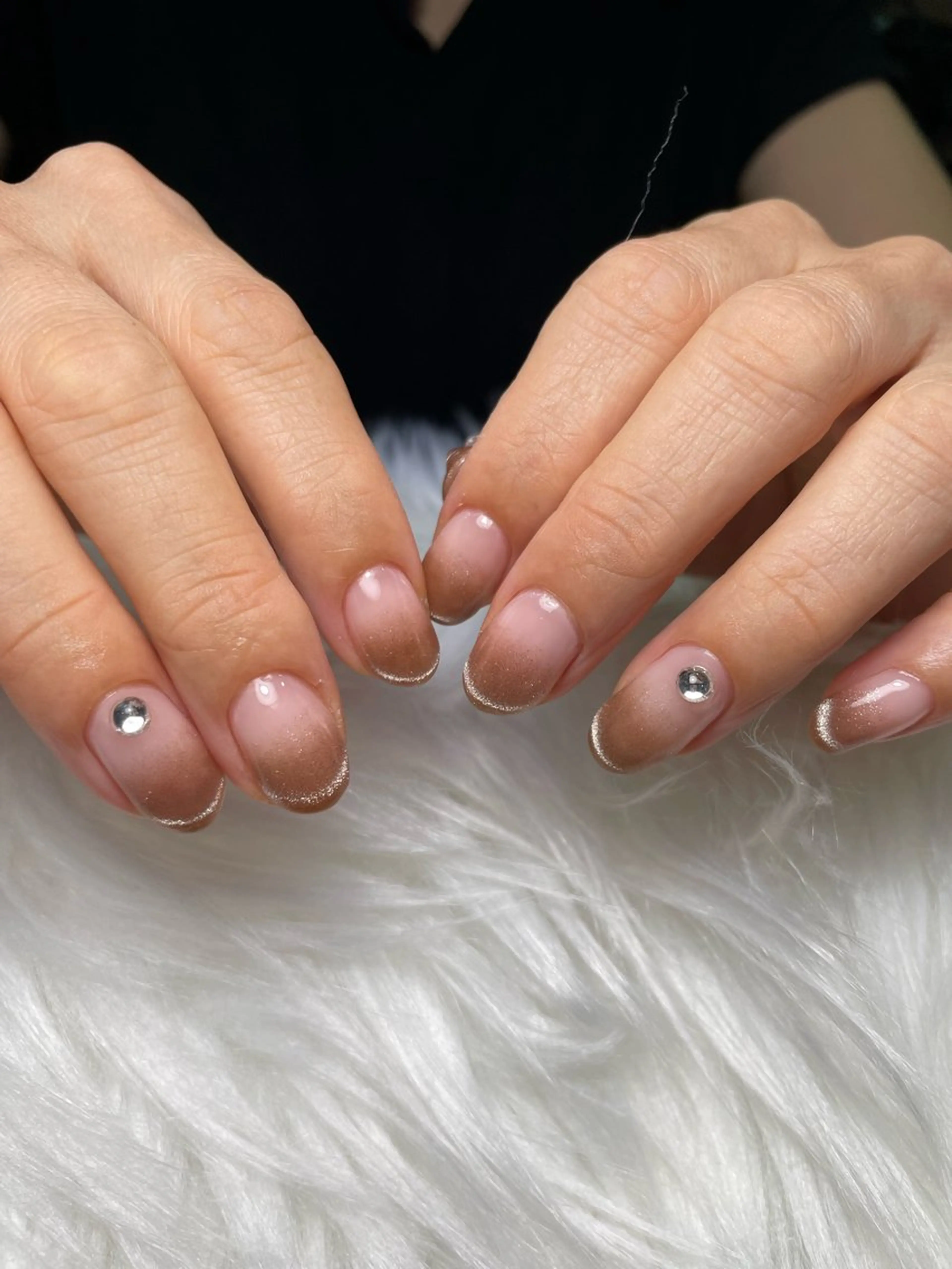 ネイル グラデーション マグネットネイル 美容室るーじゅ所属・美容室 るーじゅ/しいの木台のマツエク・マツパデザイン