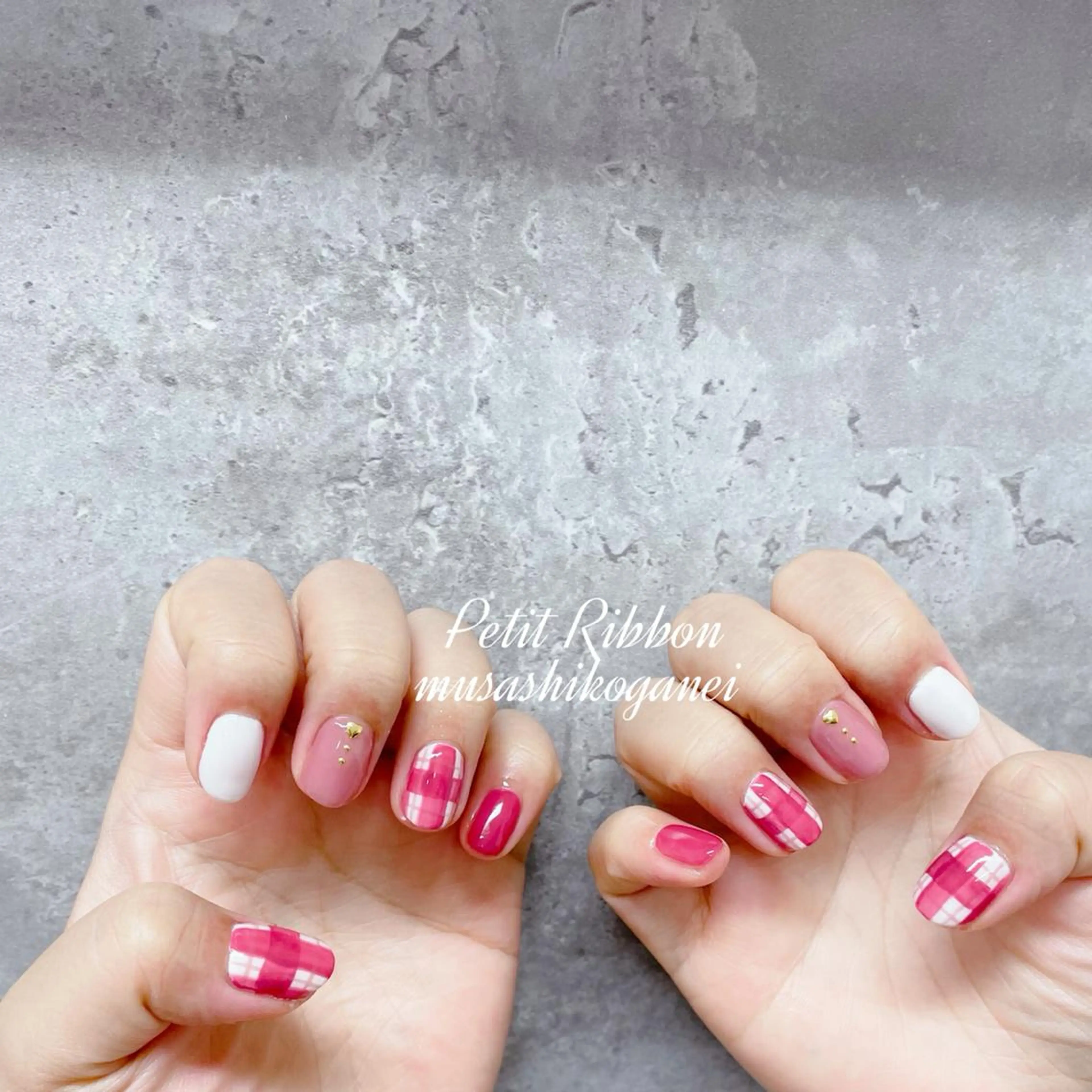 ネイル ハンドネイル ネイルPetit Ribbonのネイルデザイン