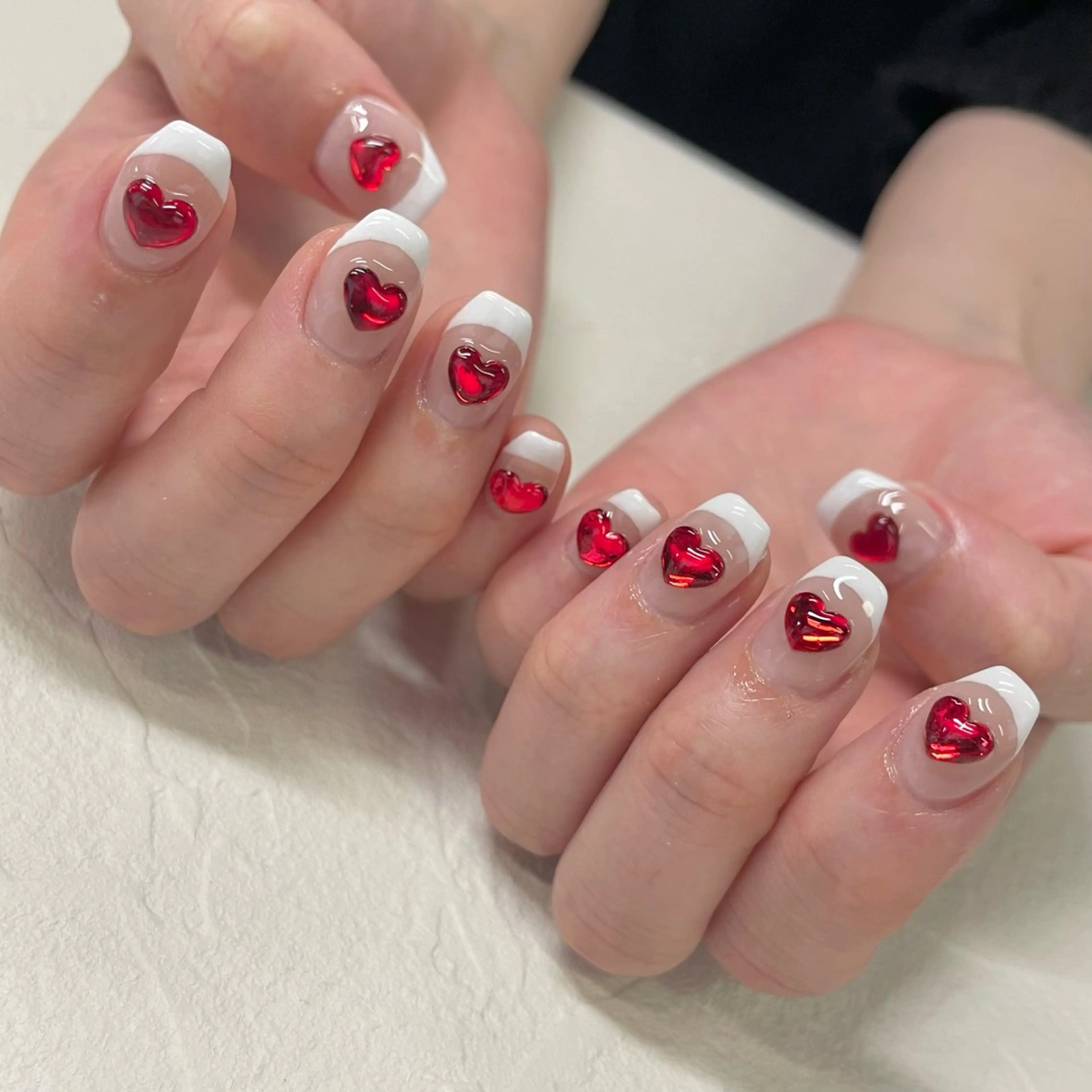 ネイル b'6 by Stir所属・b'6 SAKINAのネイルデザイン