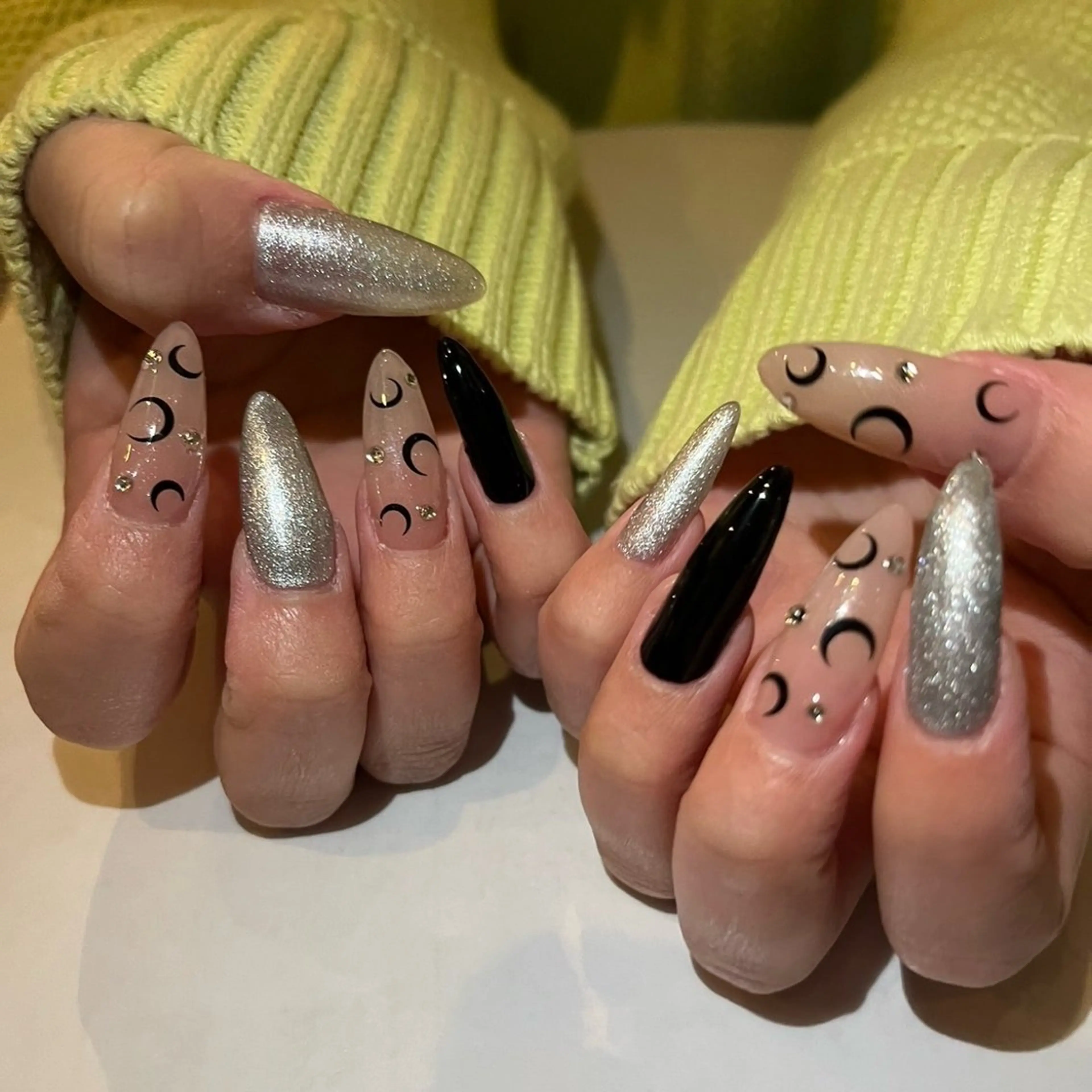 ネイル T-Rich所属・高野 沙玖良のネイルデザイン