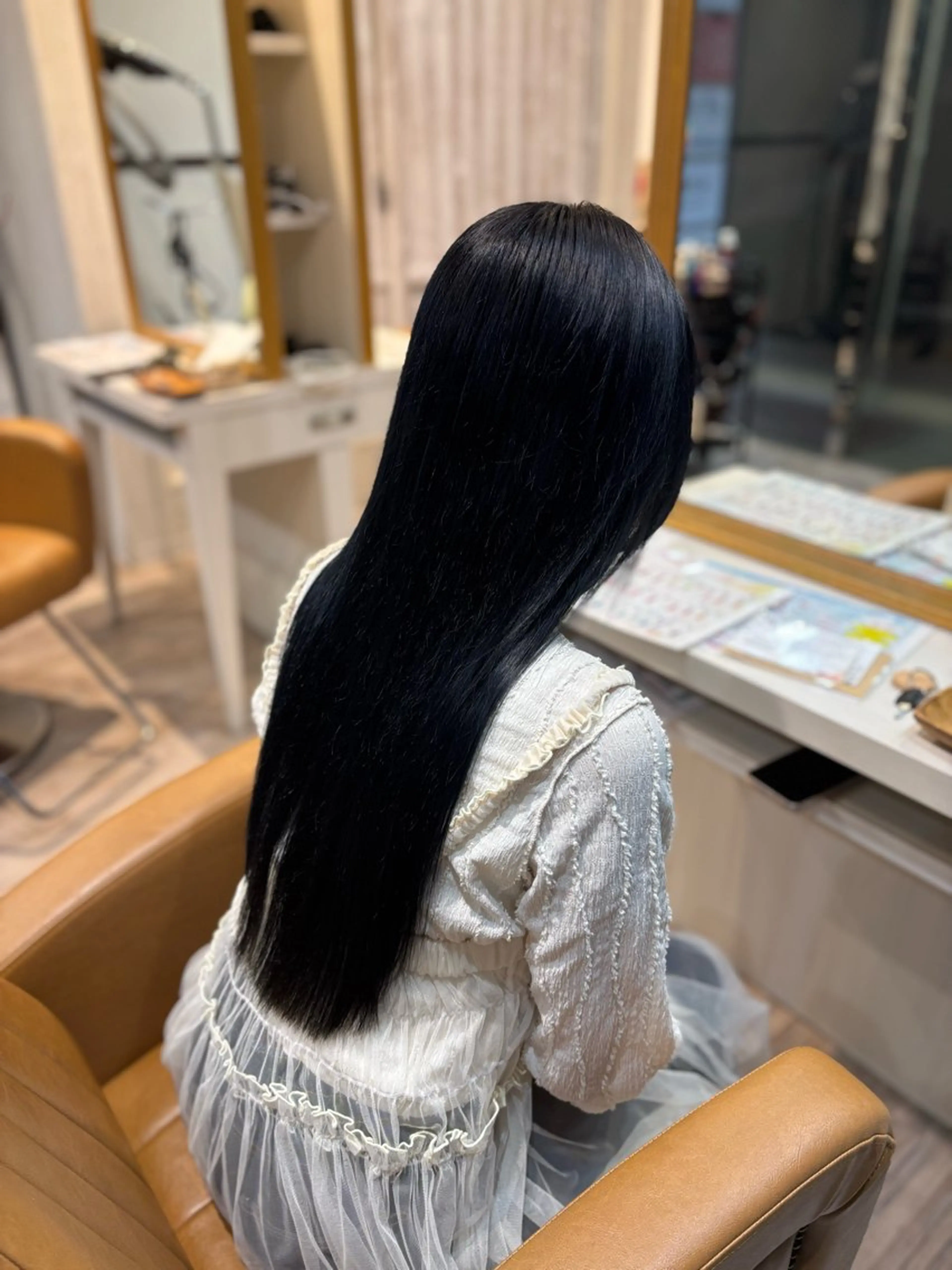 ロング カラー ヘアカラー トリートメント yui🥀/ボブ /ブリーチなしカラーのヘアスタイル