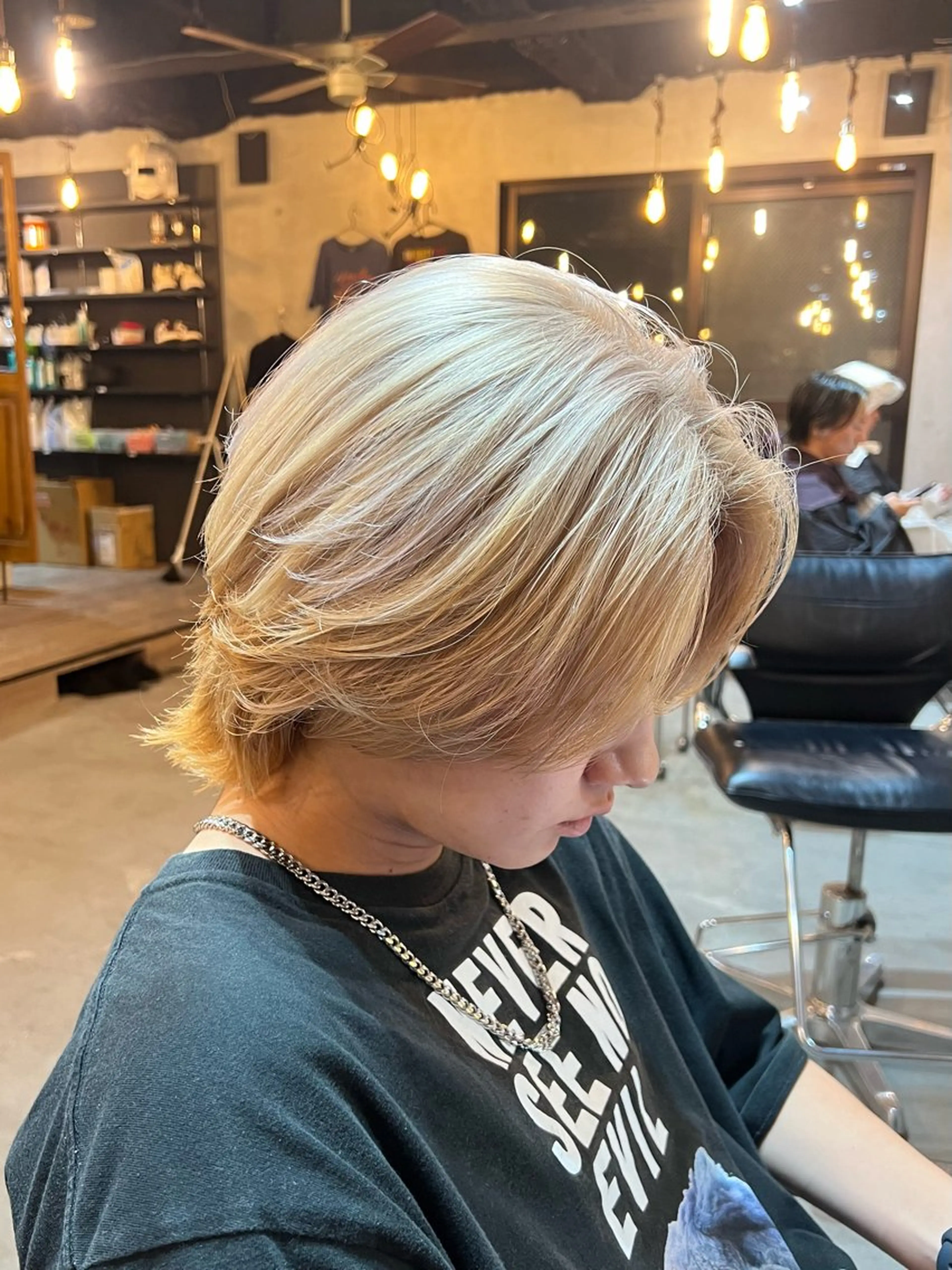 【💥minimo限定価格💥】カット＋ダブルカラー✨ #ミルクティー  #シルバー  #ホワイト #ハイトーンの写真