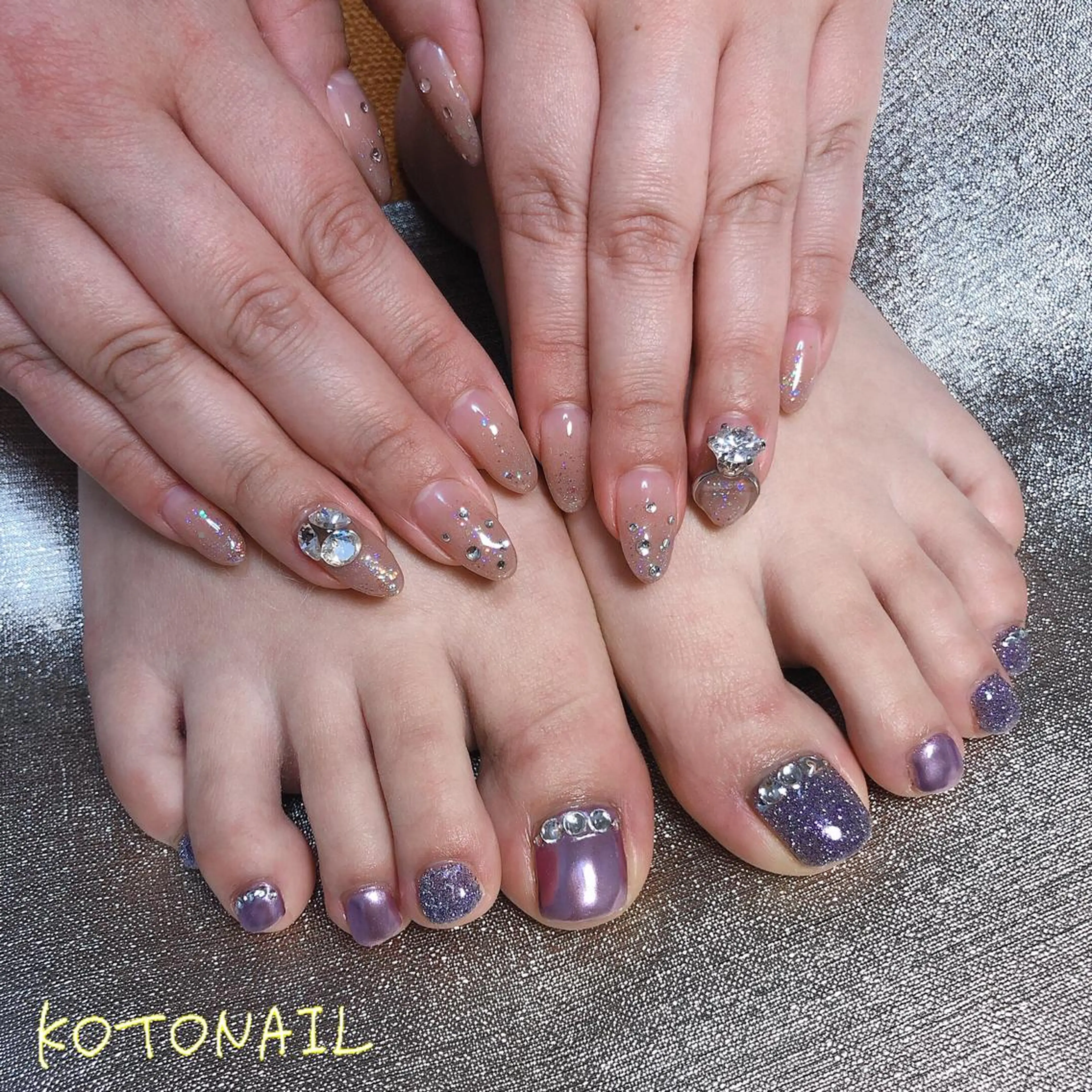 ネイル アートネイル フラッシュネイル フットネイル マグネットネイル ミラーネイル ハンドネイル koto nailのネイルデザイン