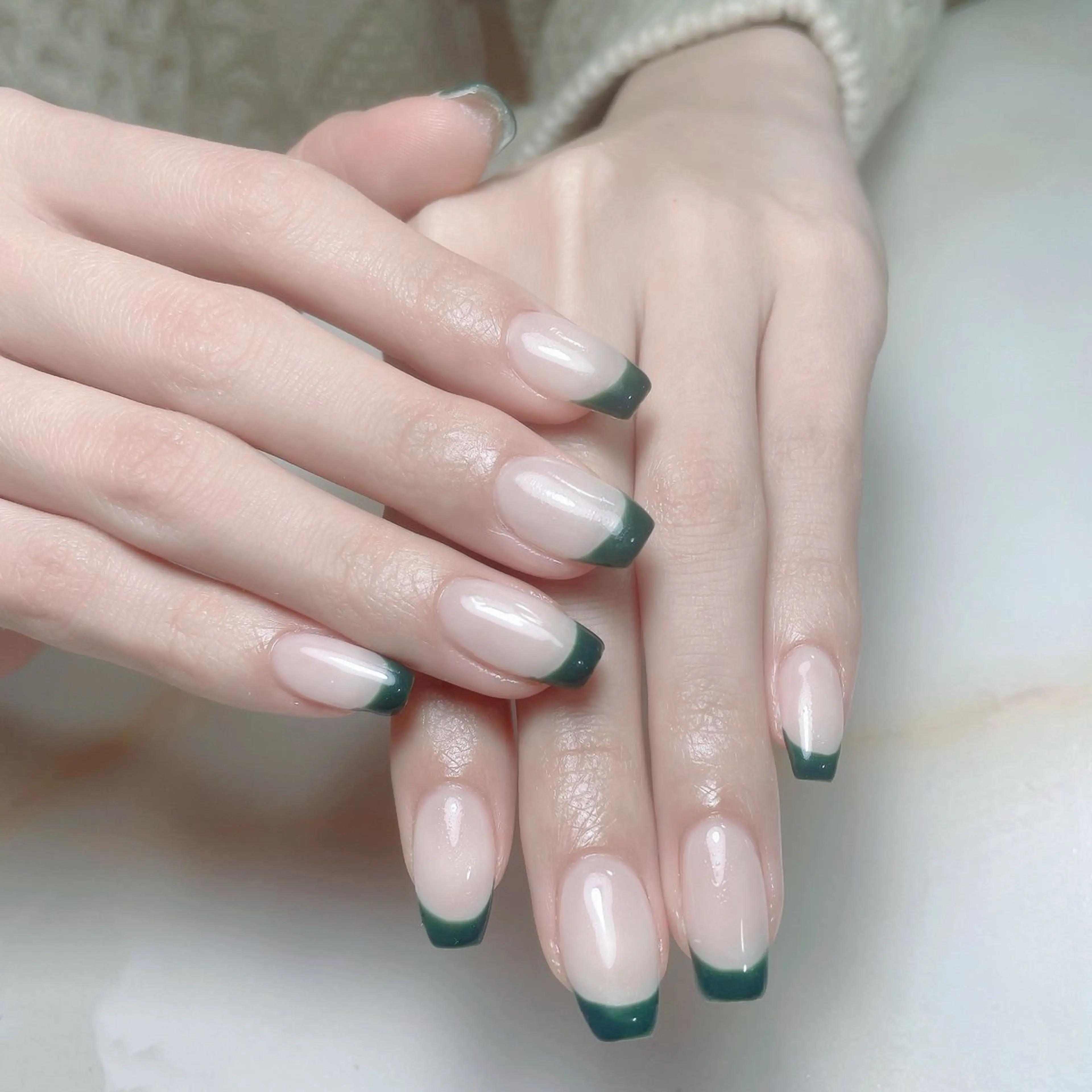 ネイル アートネイル フレンチネイル ジェルネイル グラデーション 韓国ネイル ハンドネイル 久保田 マリコのネイルデザイン