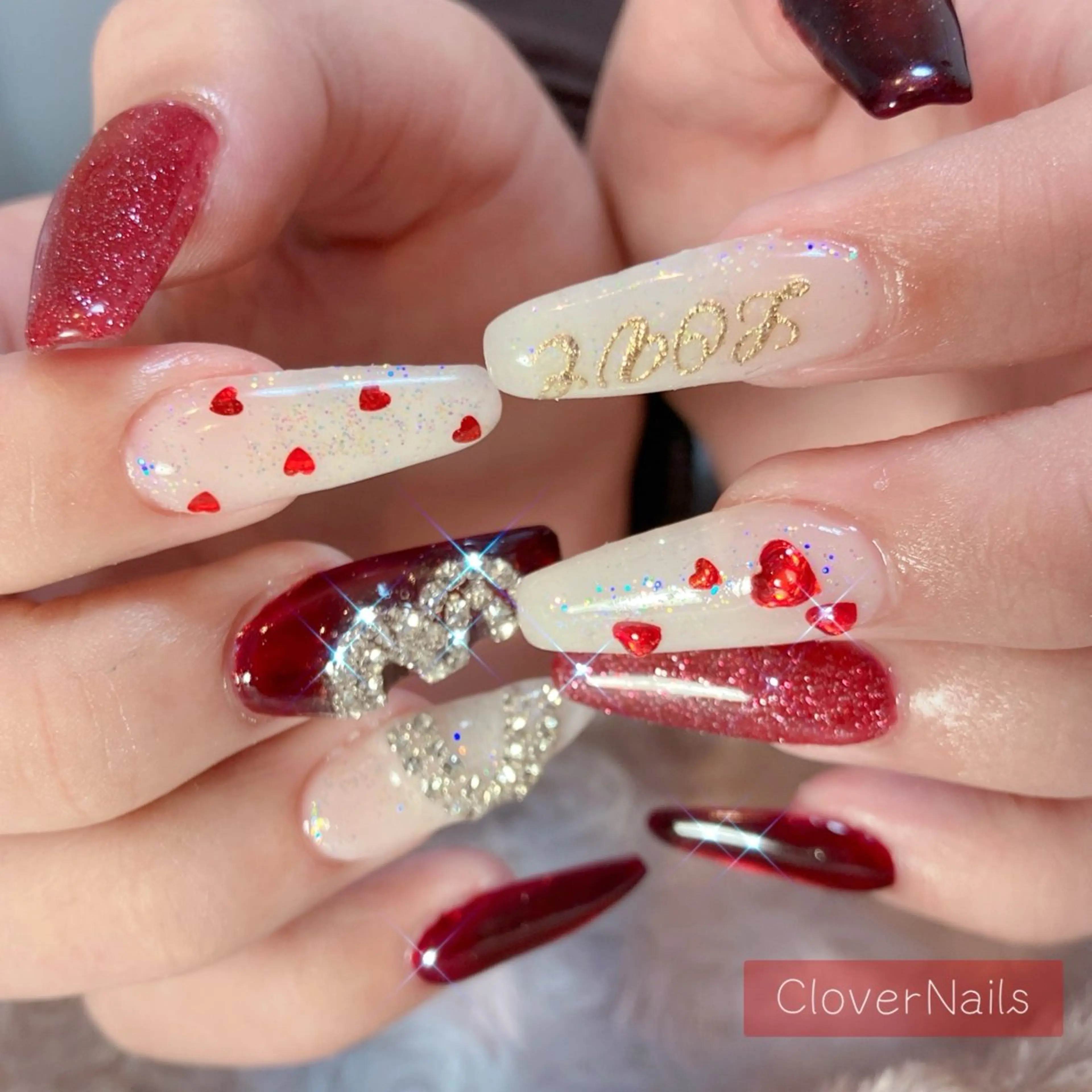 ネイル ハート ホログラムネイル キラキラネイル ラメ(グリッター) マグネットネイル ハンドネイル 自宅ネイルサロン クロバーネイルのネイルデザイン