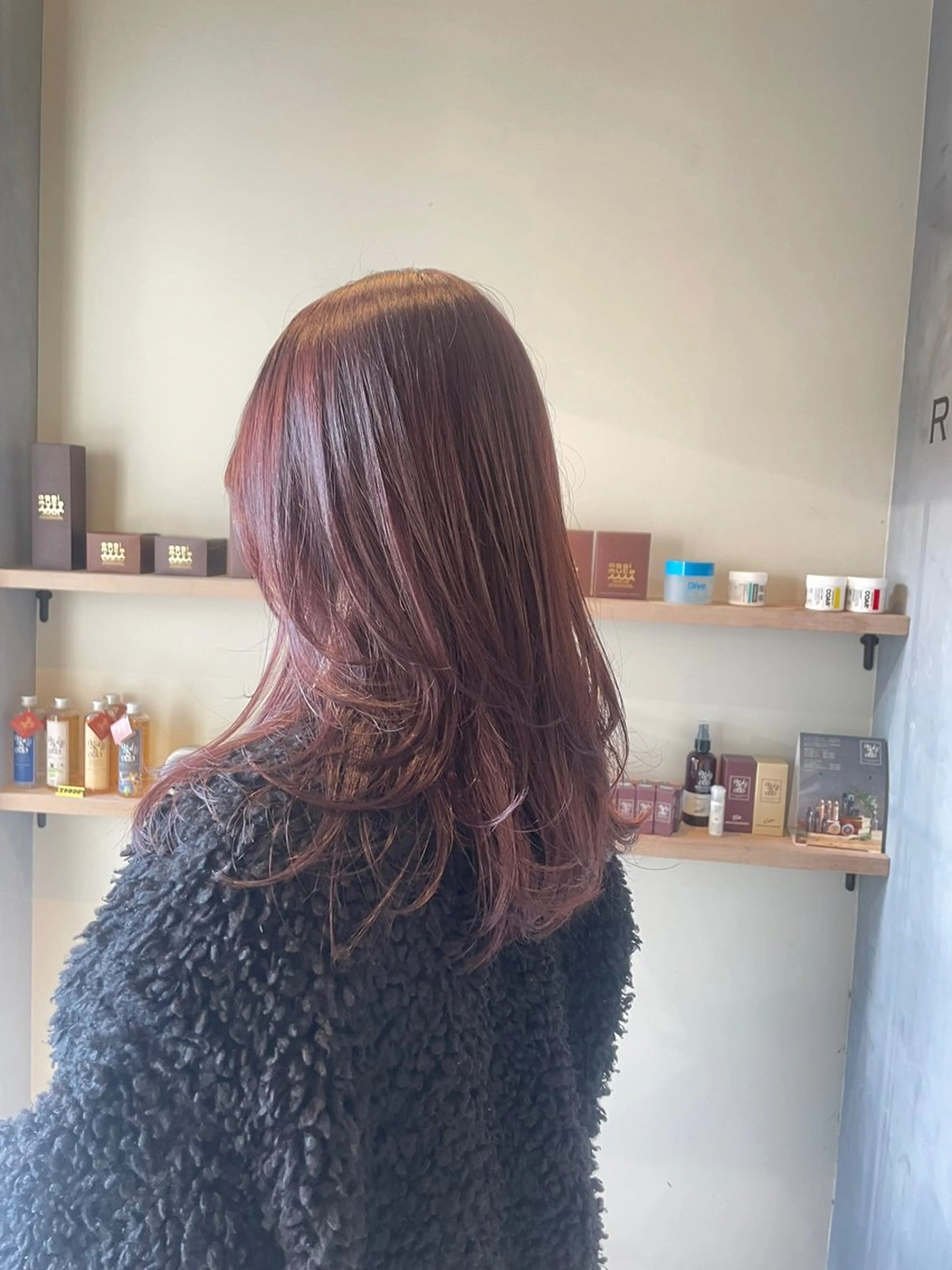 セミロング ヘアカラー トリートメント アイナ ROCCOのヘアスタイル