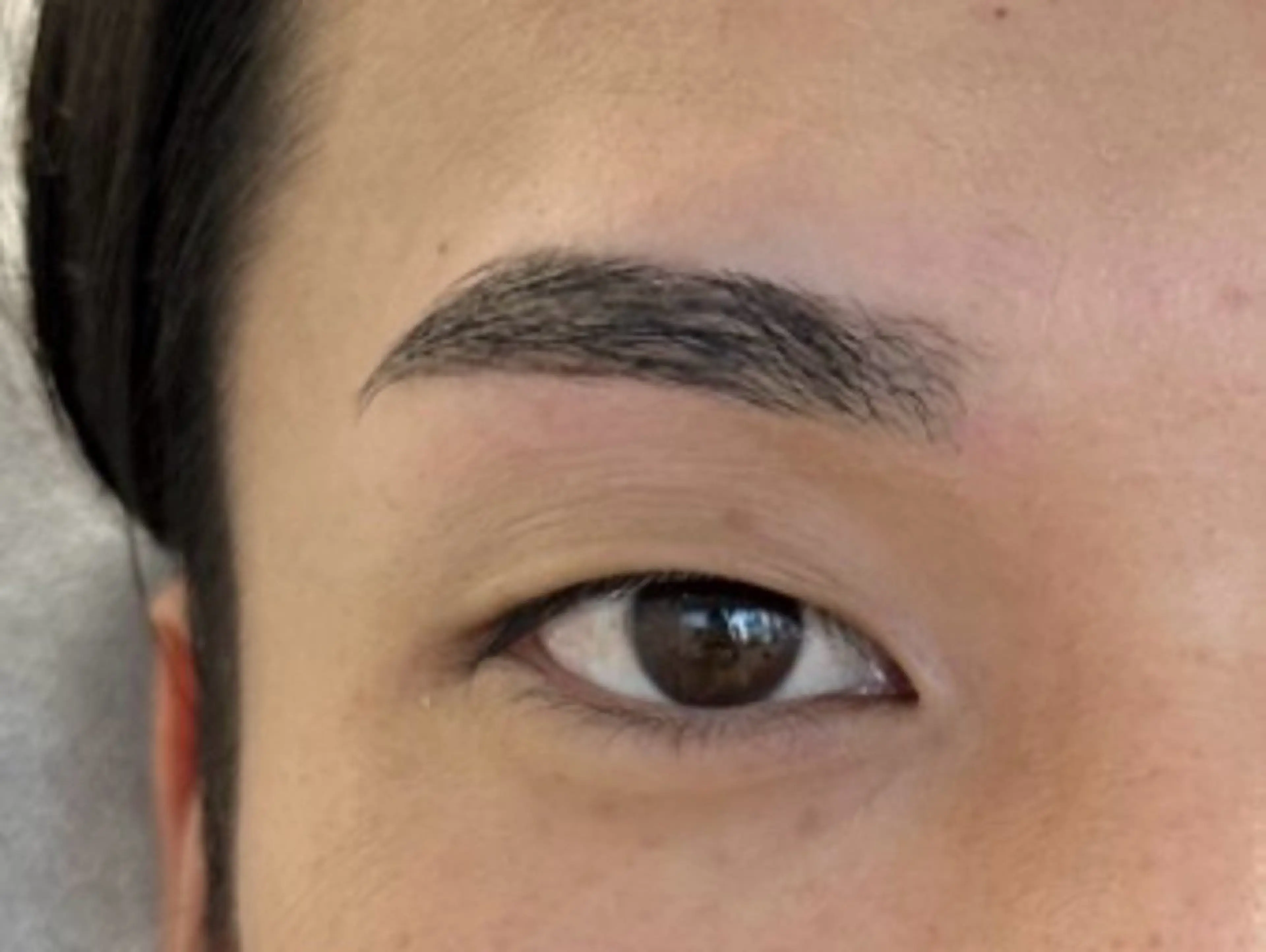 メンズ ダイヤモンドアイズ テクニカルサロン所属・小林 美香の眉毛・アイブロウイメージ