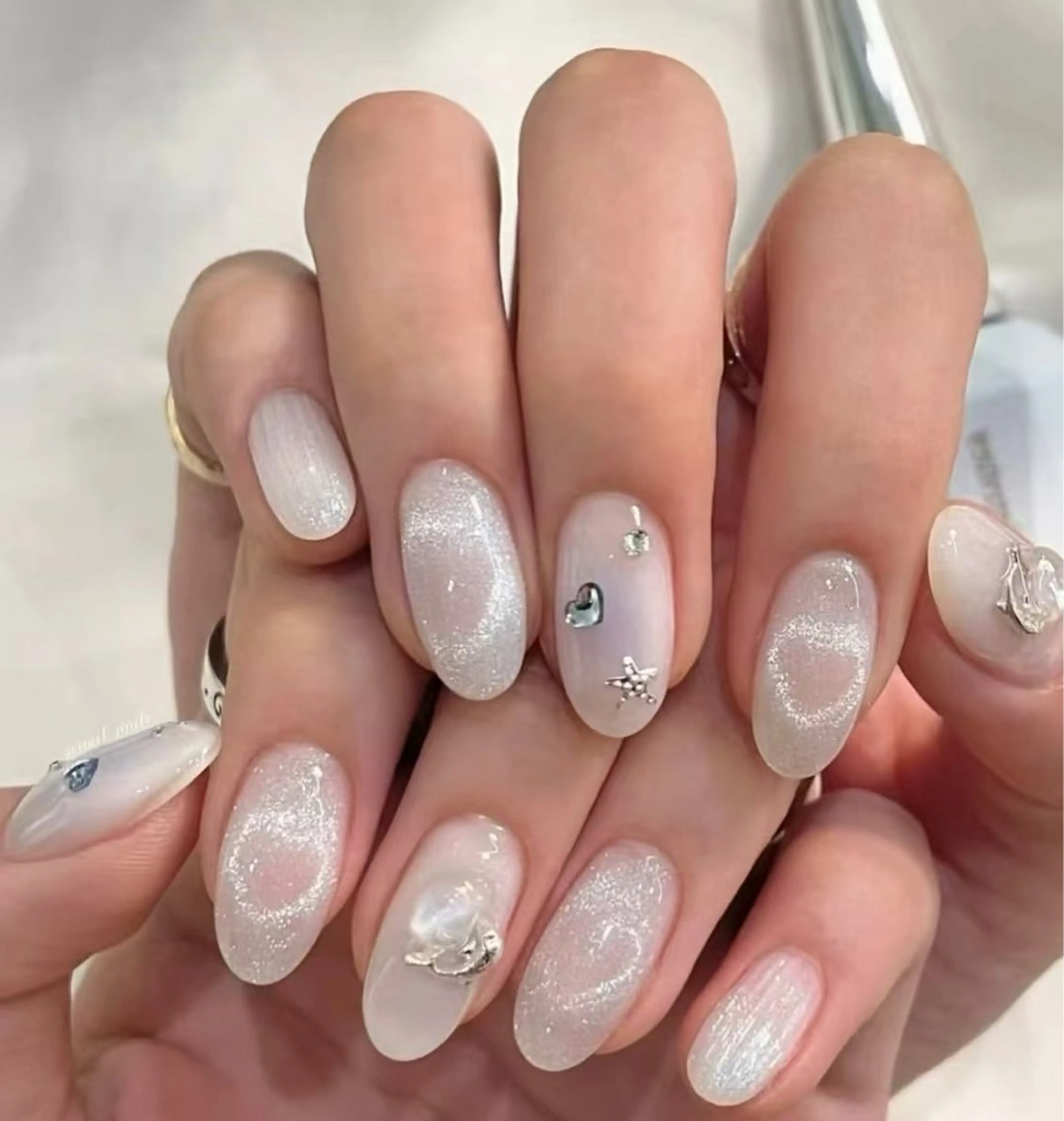 ネイル オーロラネイル フラワーネイル フットネイル フレンチネイル ジェルネイル ハンドネイル BabyYouMi nailのネイルデザイン