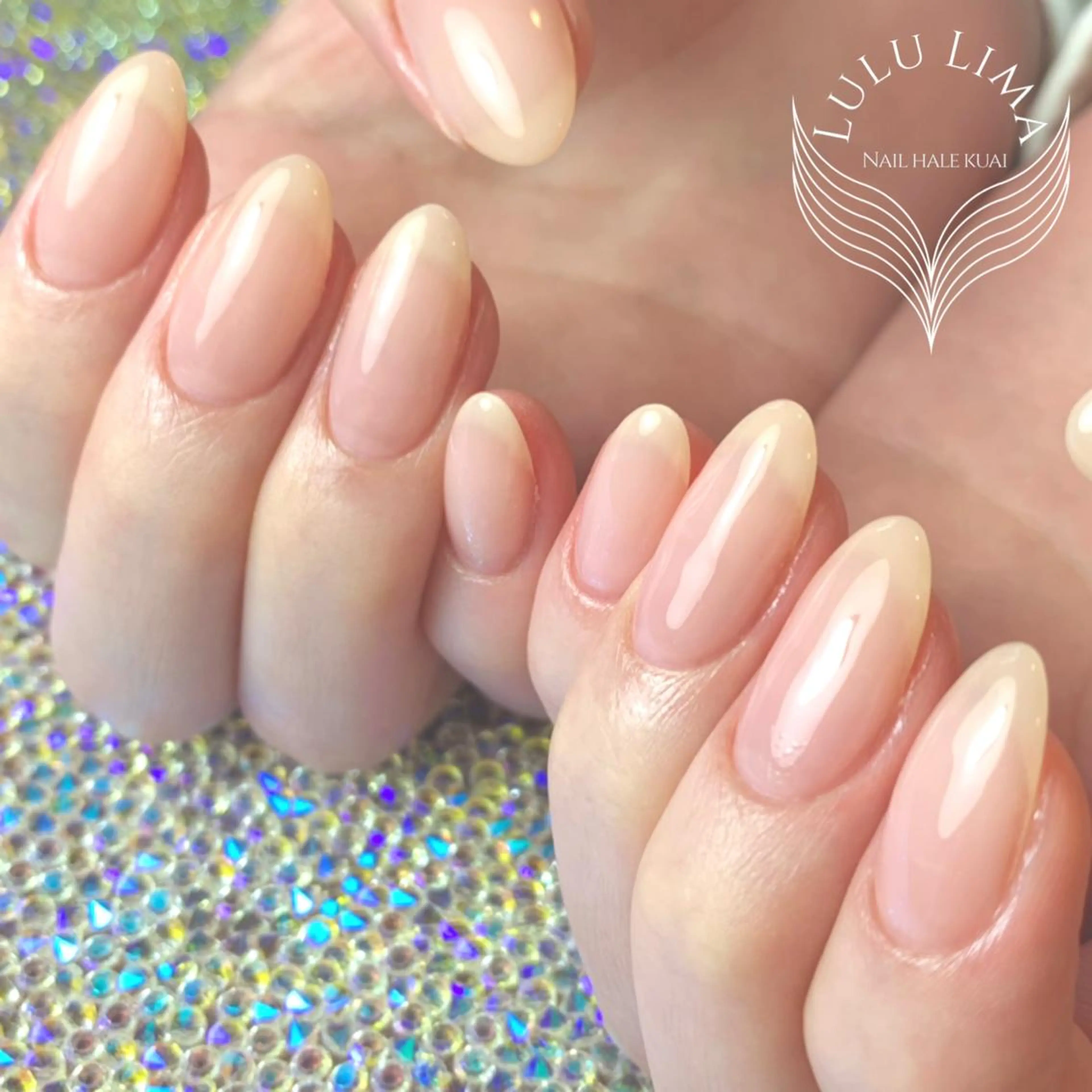 ネイル ハンドネイル フットネイル ハンドケア LULU LIMAのネイルデザイン