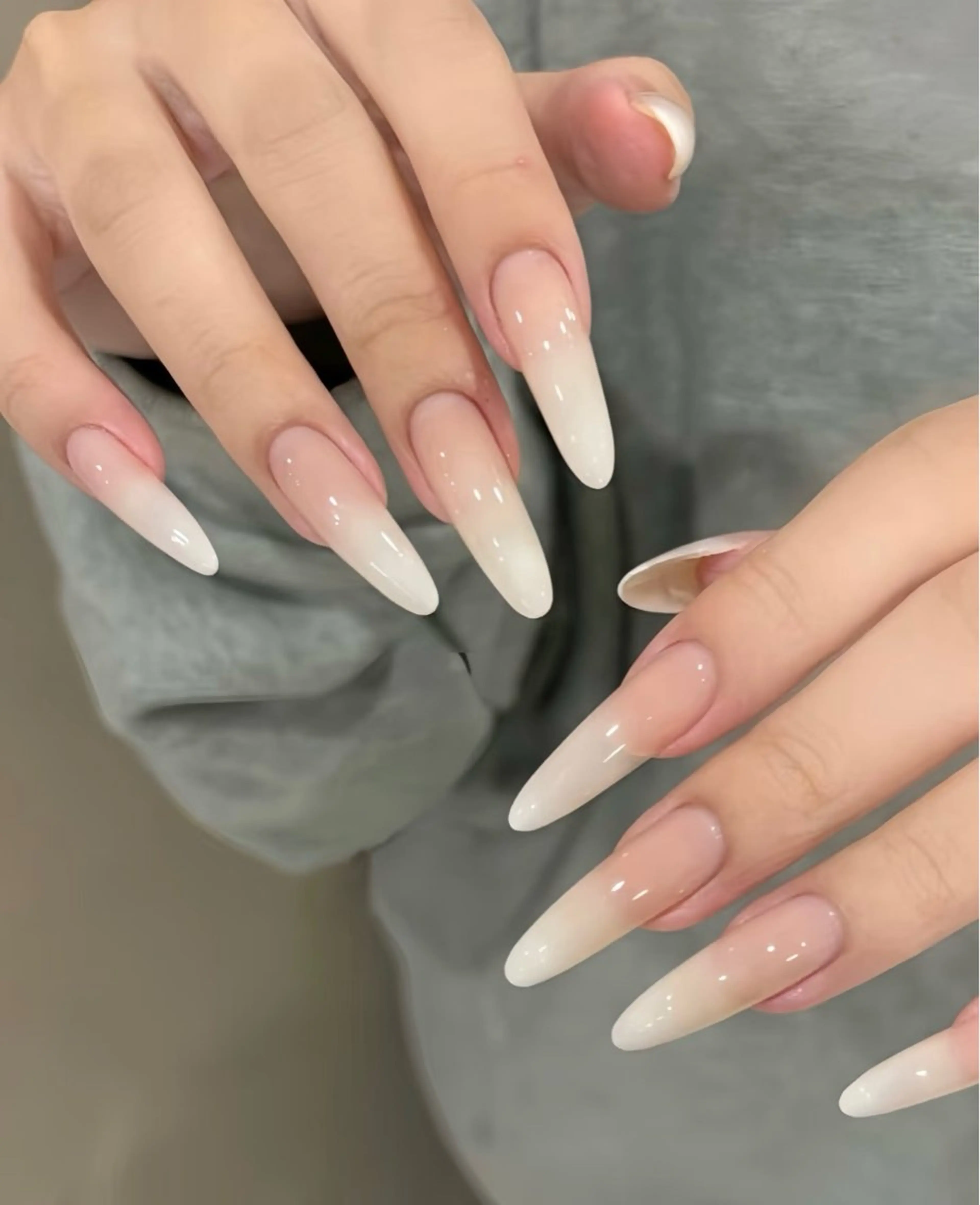 ネイル アートネイル フレンチネイル マグネットネイル ミラーネイル オフィスネイル ハンドネイル Blossom nail【ブラソンネイル】所属・Blossom nail_Yuniのネイルデザイン