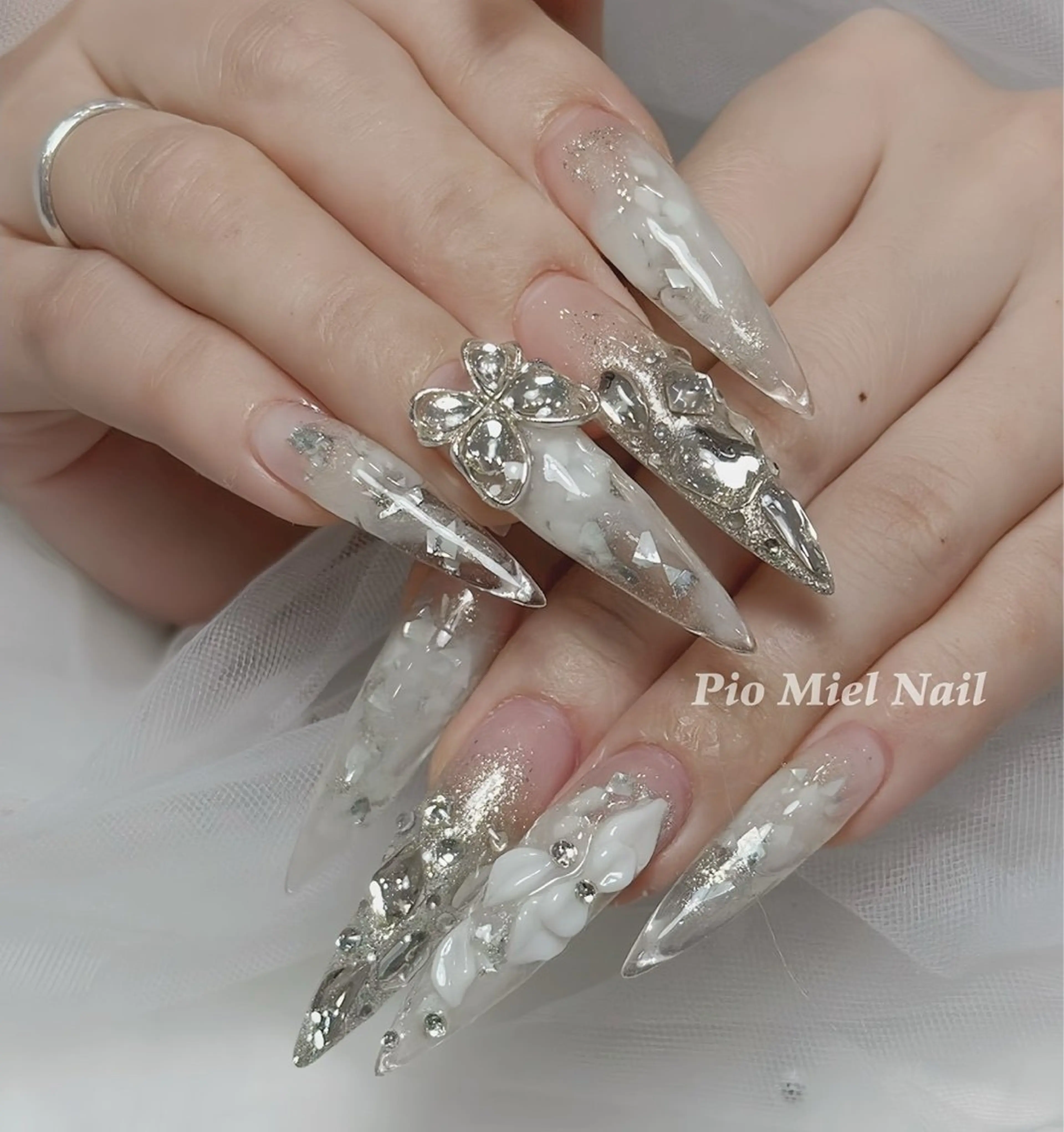 ネイル Pio Mielのネイルデザイン