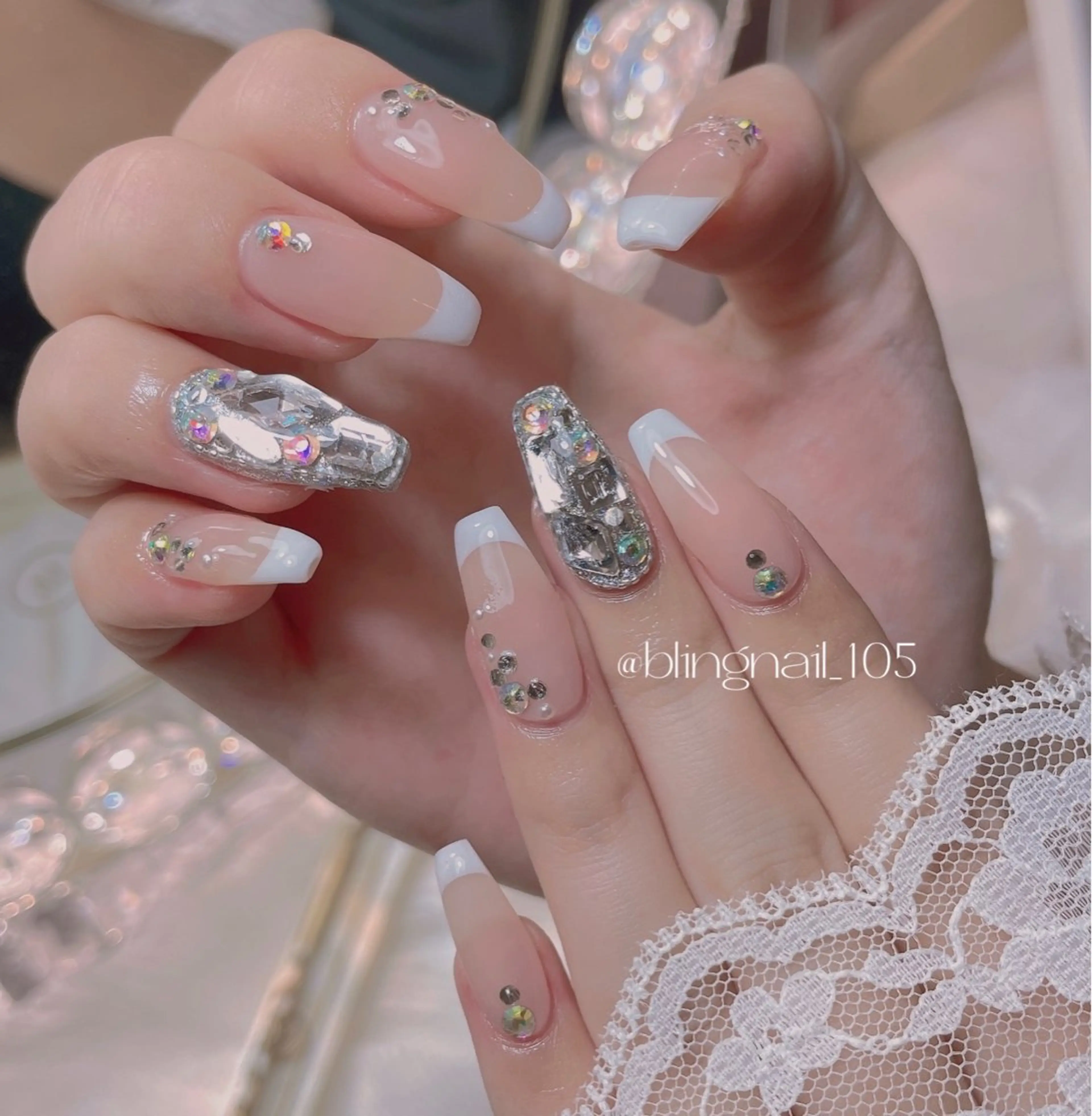 ネイル 23時まで❤︎韓国、 ワンホンネイルのネイルデザイン