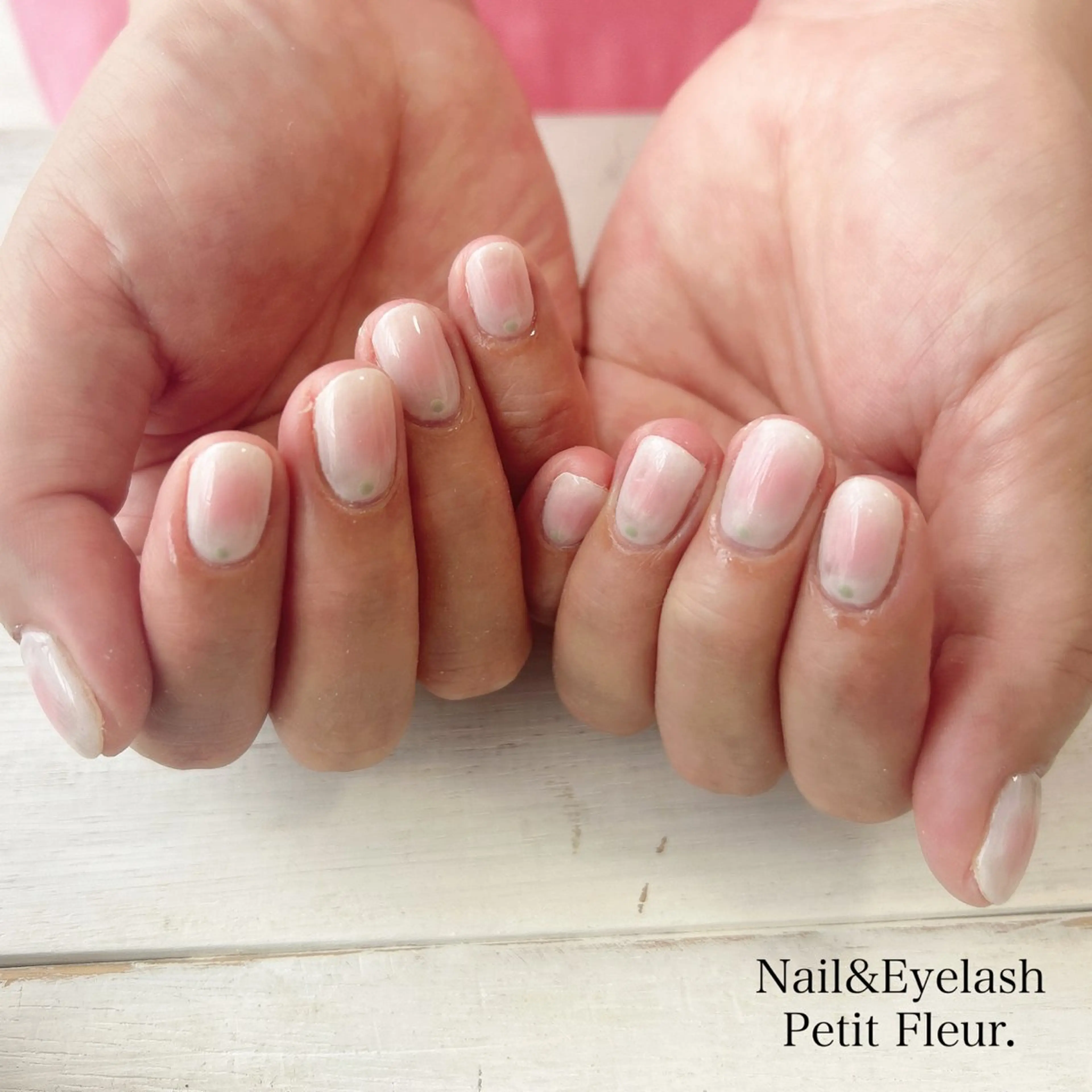 ネイル Petit Fleur所属・青柳 亜梨奈のマツエク・マツパデザイン