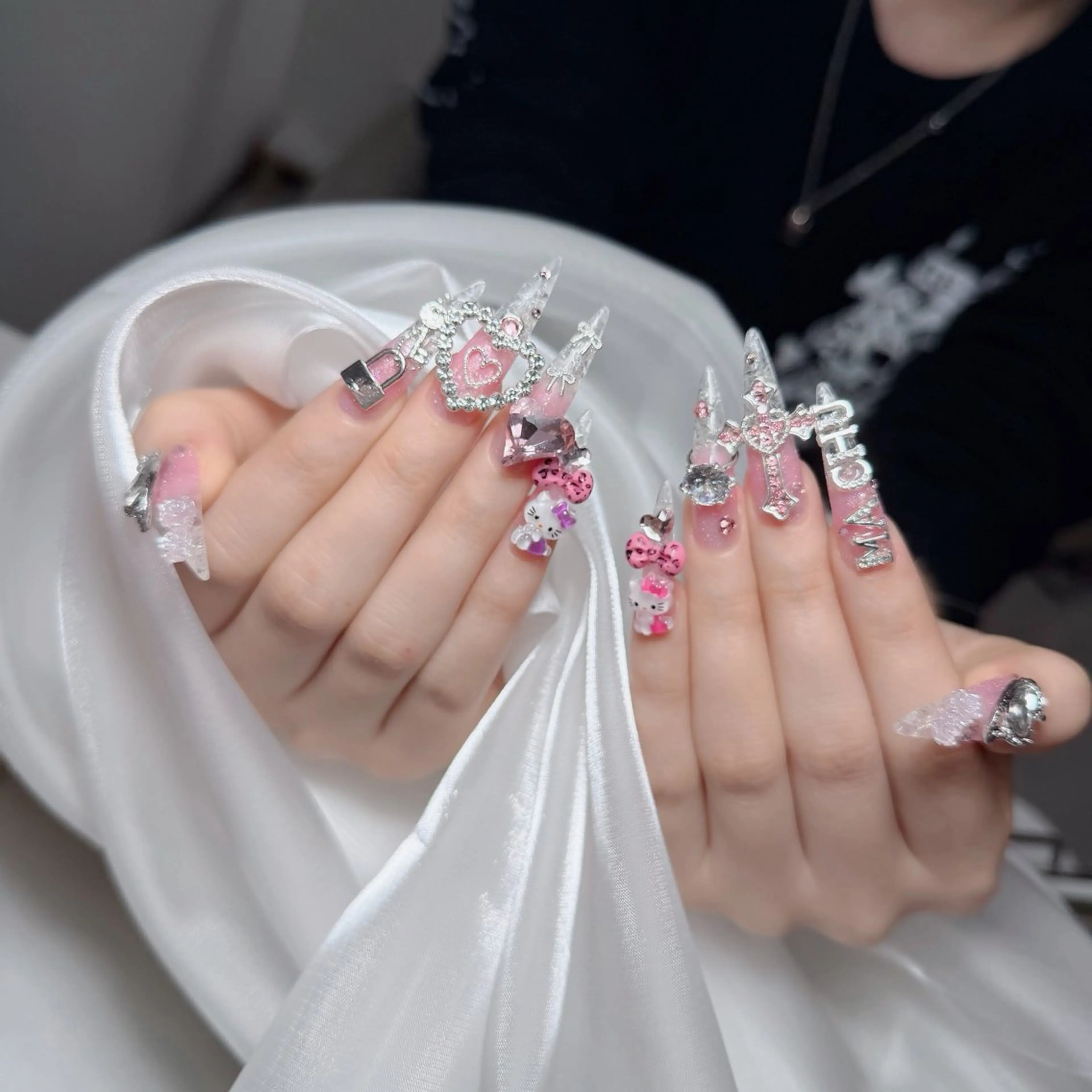 ネイル アートネイル フレンチネイル ジェルネイル 韓国ネイル マグネットネイル ハンドネイル Lenie Nail Okuboのネイルデザイン