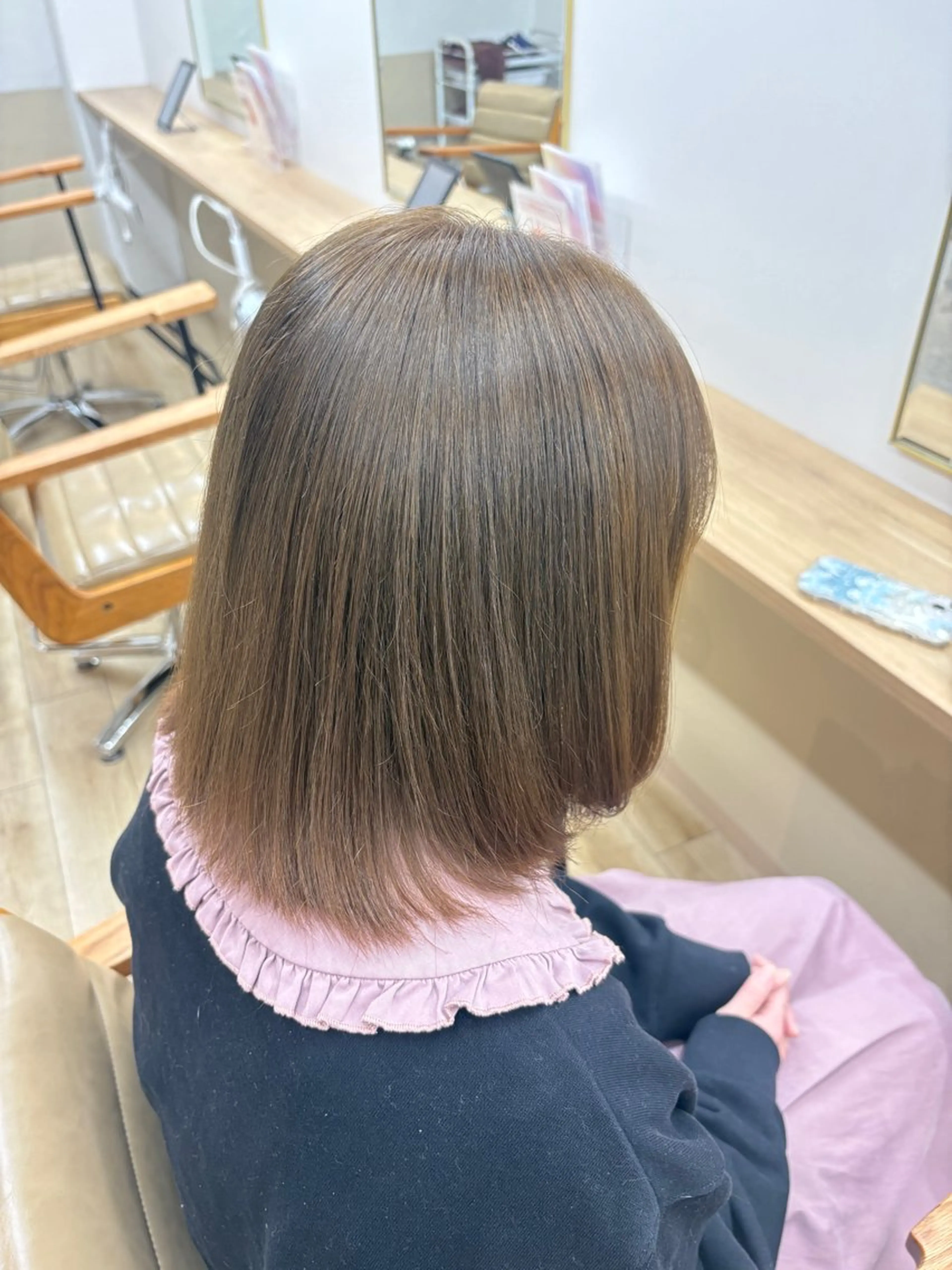 カラー ベージュカラー 透明感カラー オリーブベージュ ヘアカラー a. ririのヘアスタイル