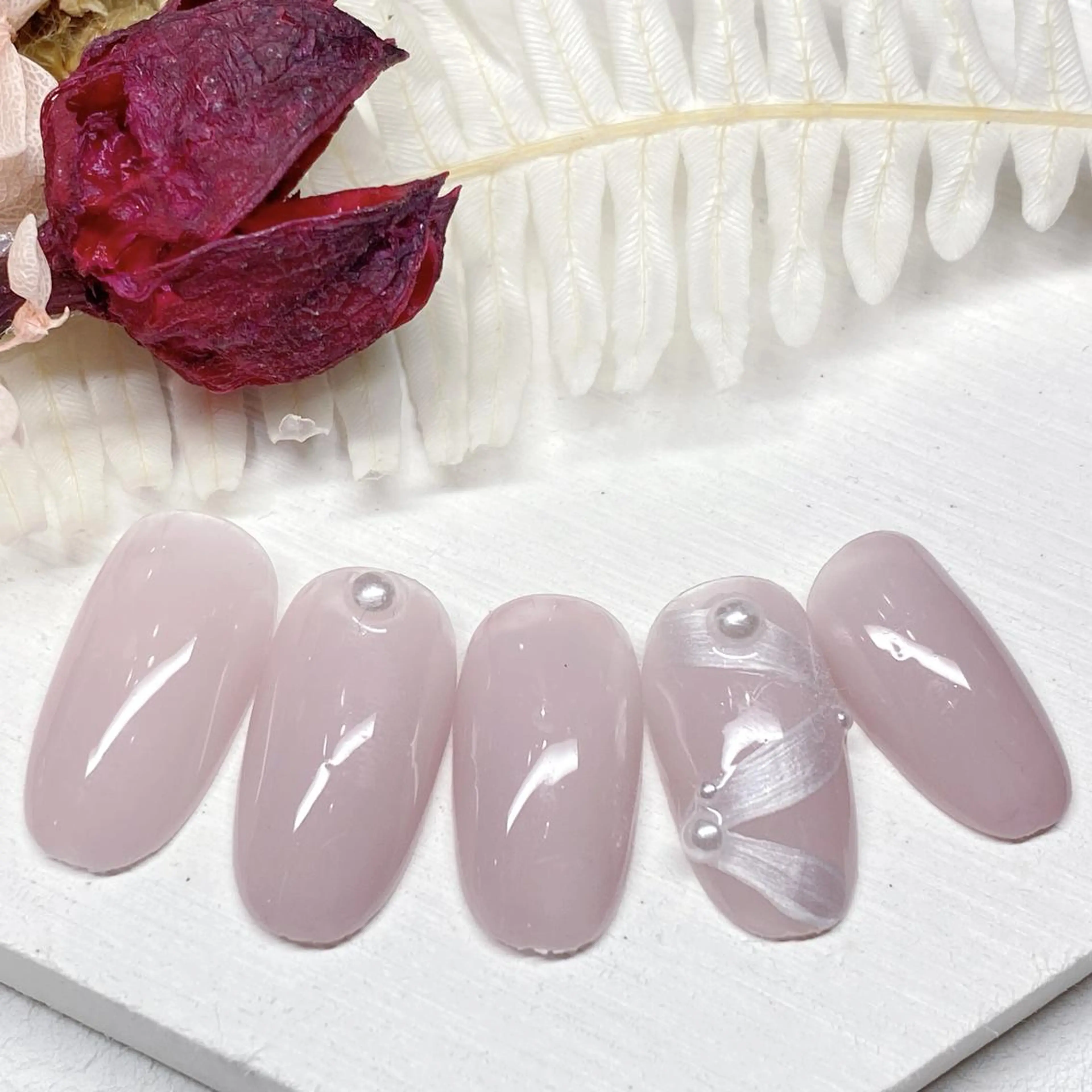 ネイル シンプルネイル ハンドネイル ネイリストYuri シェルウェリナ船橋のネイルデザイン