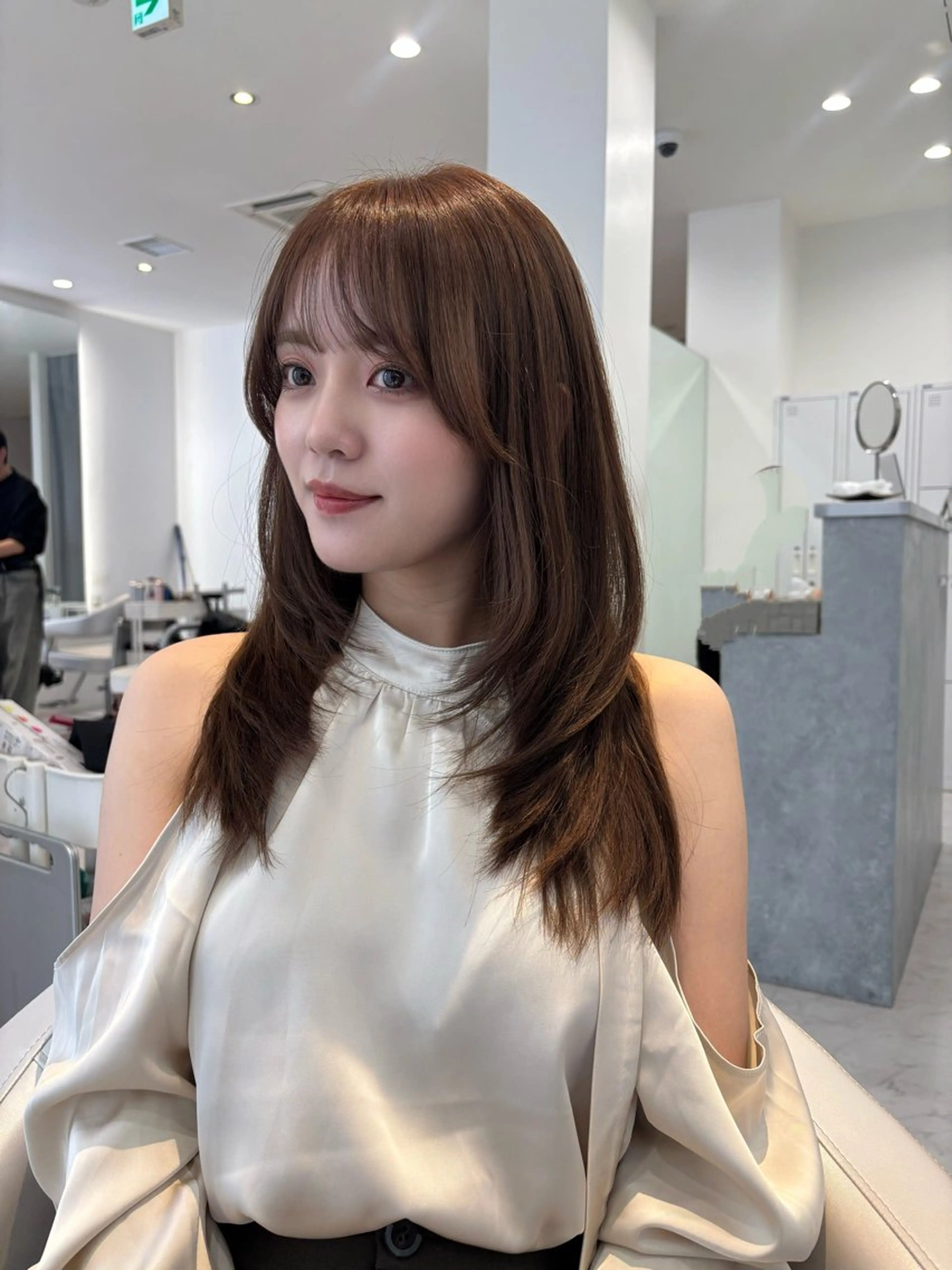 セミロング カラー カット ヘアカラー トリートメント レイヤーカット🎀 kanaのヘアスタイル