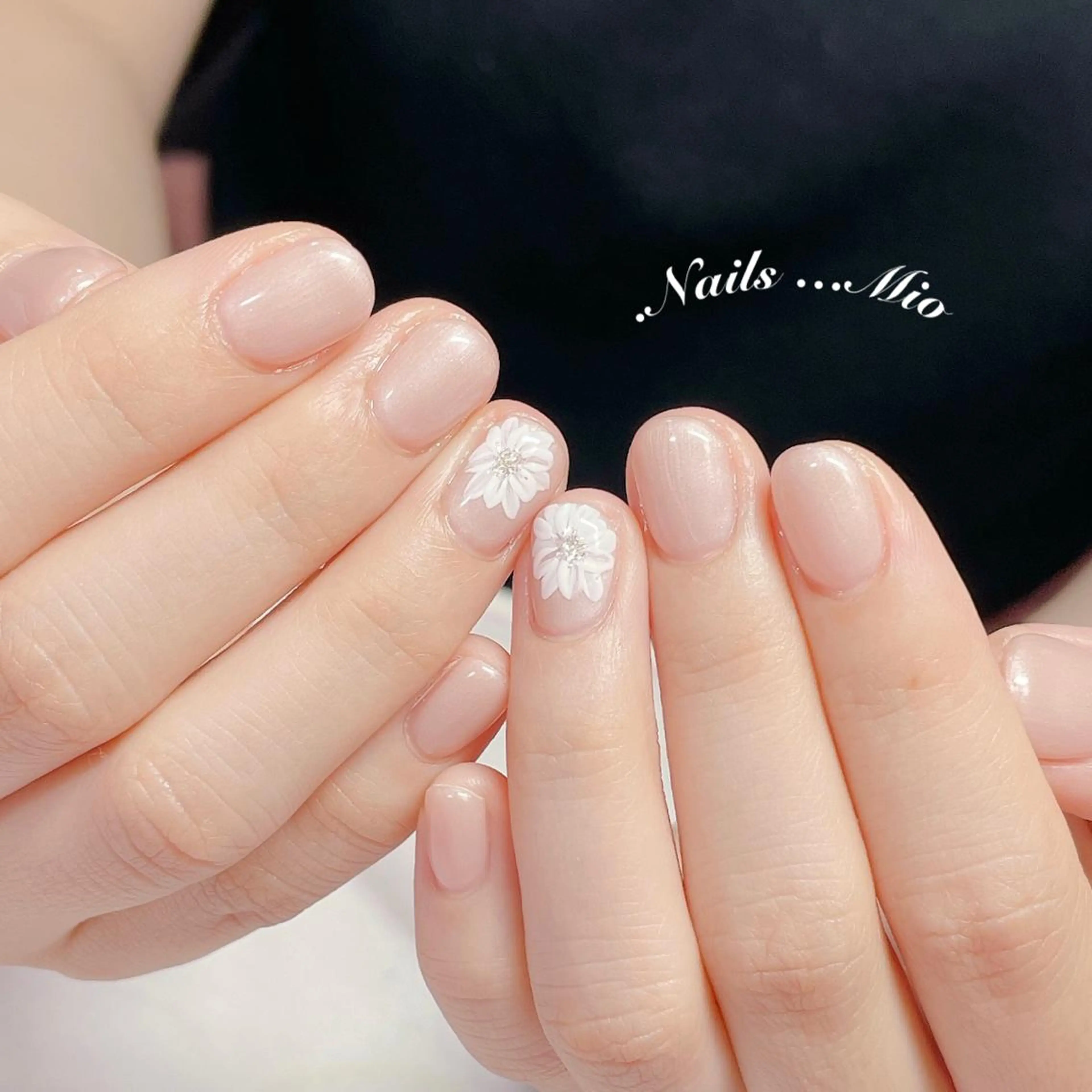 ネイル アートネイル フラワーネイル ジェルネイル ワンカラーネイル ブライダルネイル .Nails Mio 赤羽西ネイルサロンのネイルデザイン