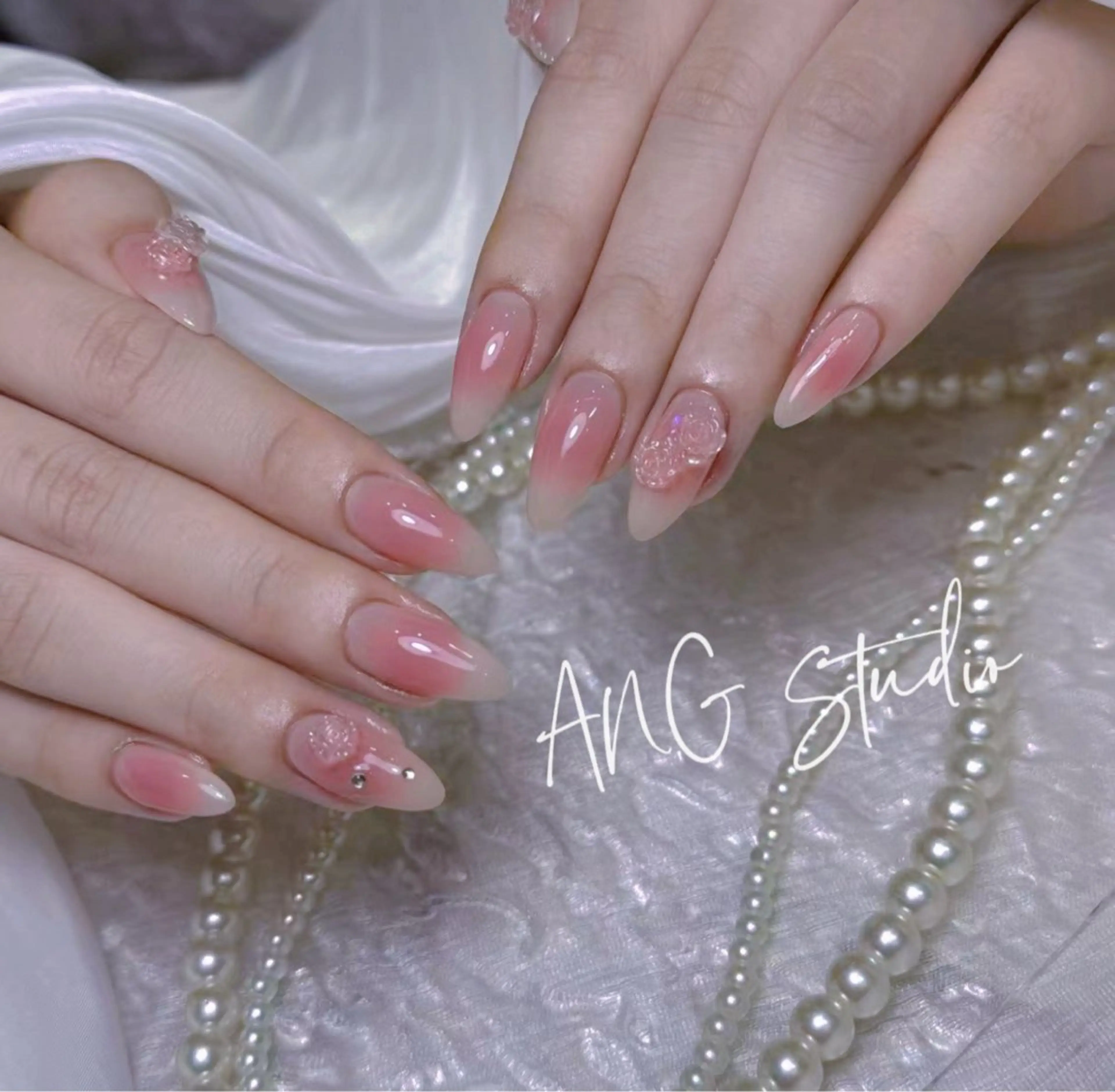 ネイル ハンドネイル ハンドケア ANG Studioのネイルデザイン