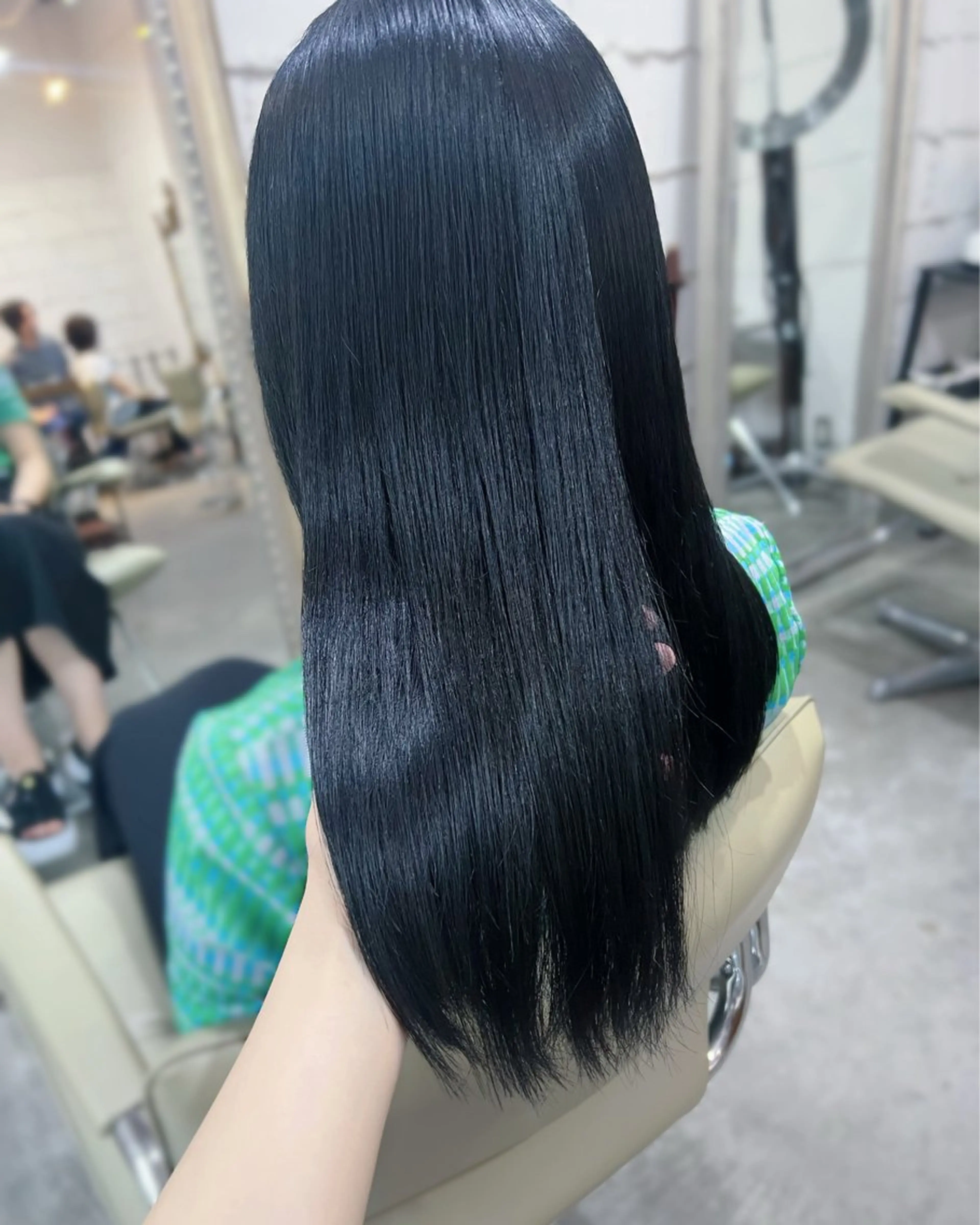 🪽【ツヤ髪】🪽髪質改善酸熱トリートメント+小顔カット🌟✂︎  ミニモショートボブくびれヘア韓国シースルーの写真