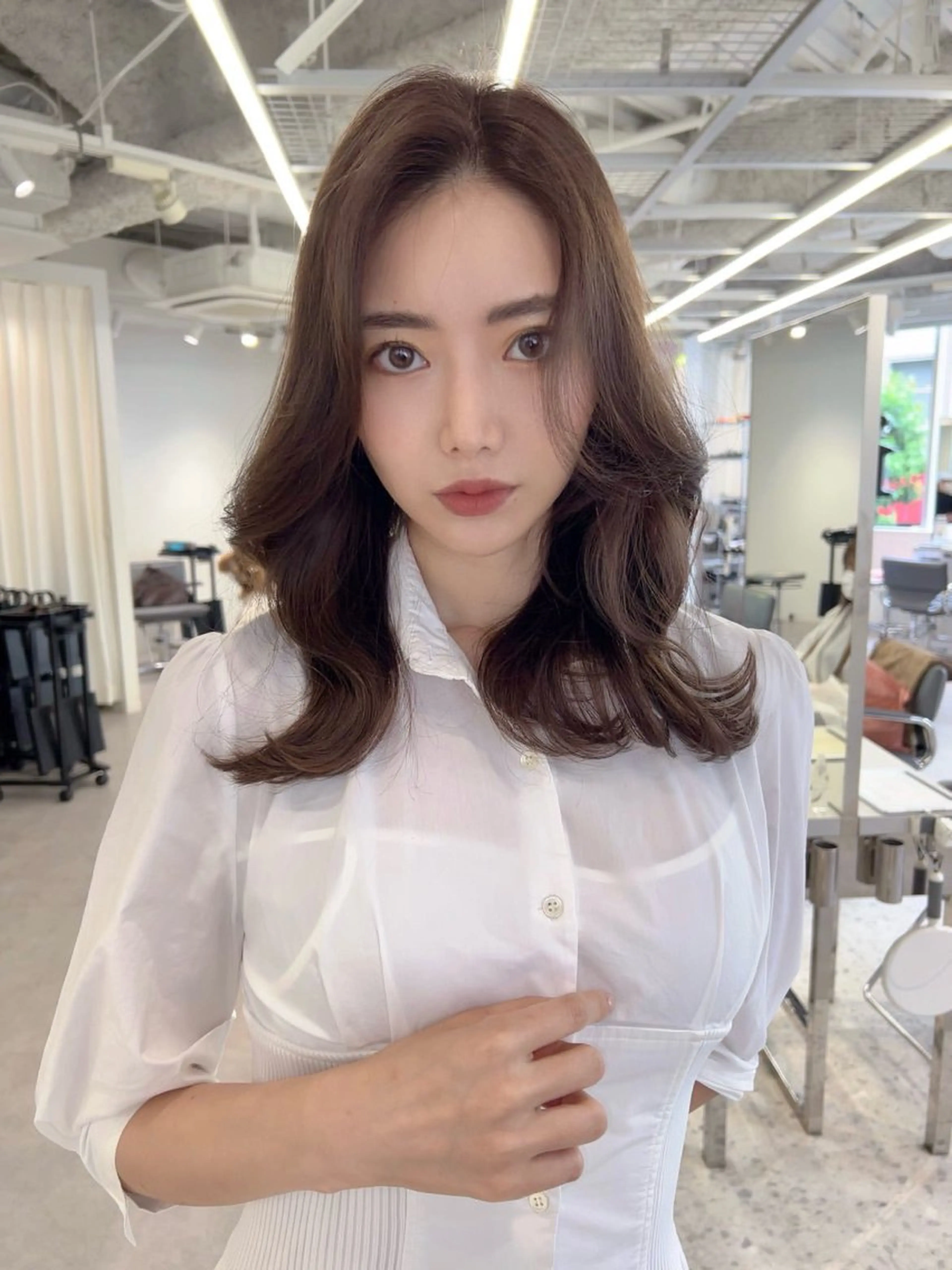 セミロング カラー カット ヘアカラー 韓国ハッシュカット/ 新宿/髪質改善/岡崎のヘアスタイル