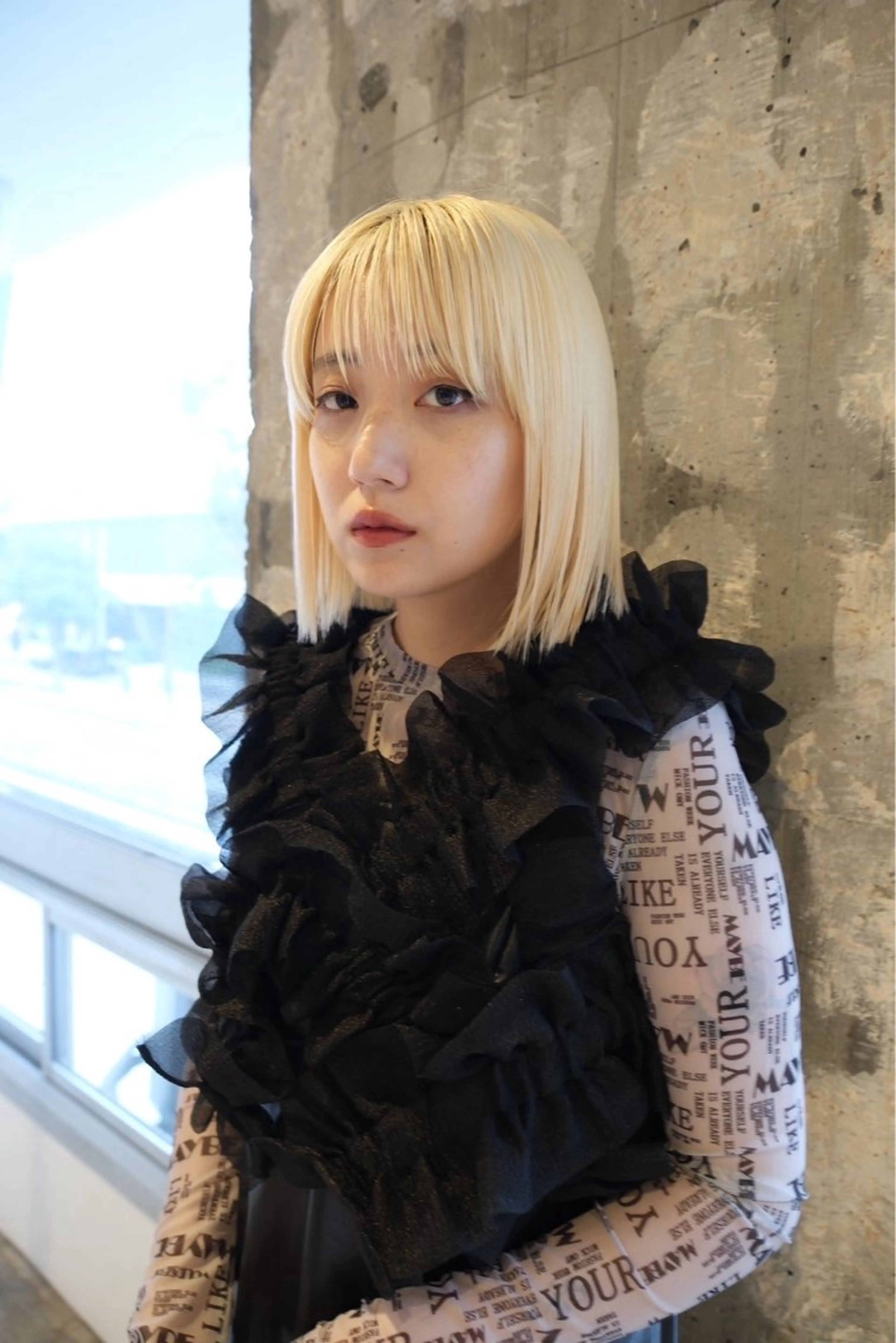 カラー 抜きっぱなしブロンド ブロンド ヘアカラー Ravo所属・キラ/ハイトーン/ ペールカラーのヘアスタイル