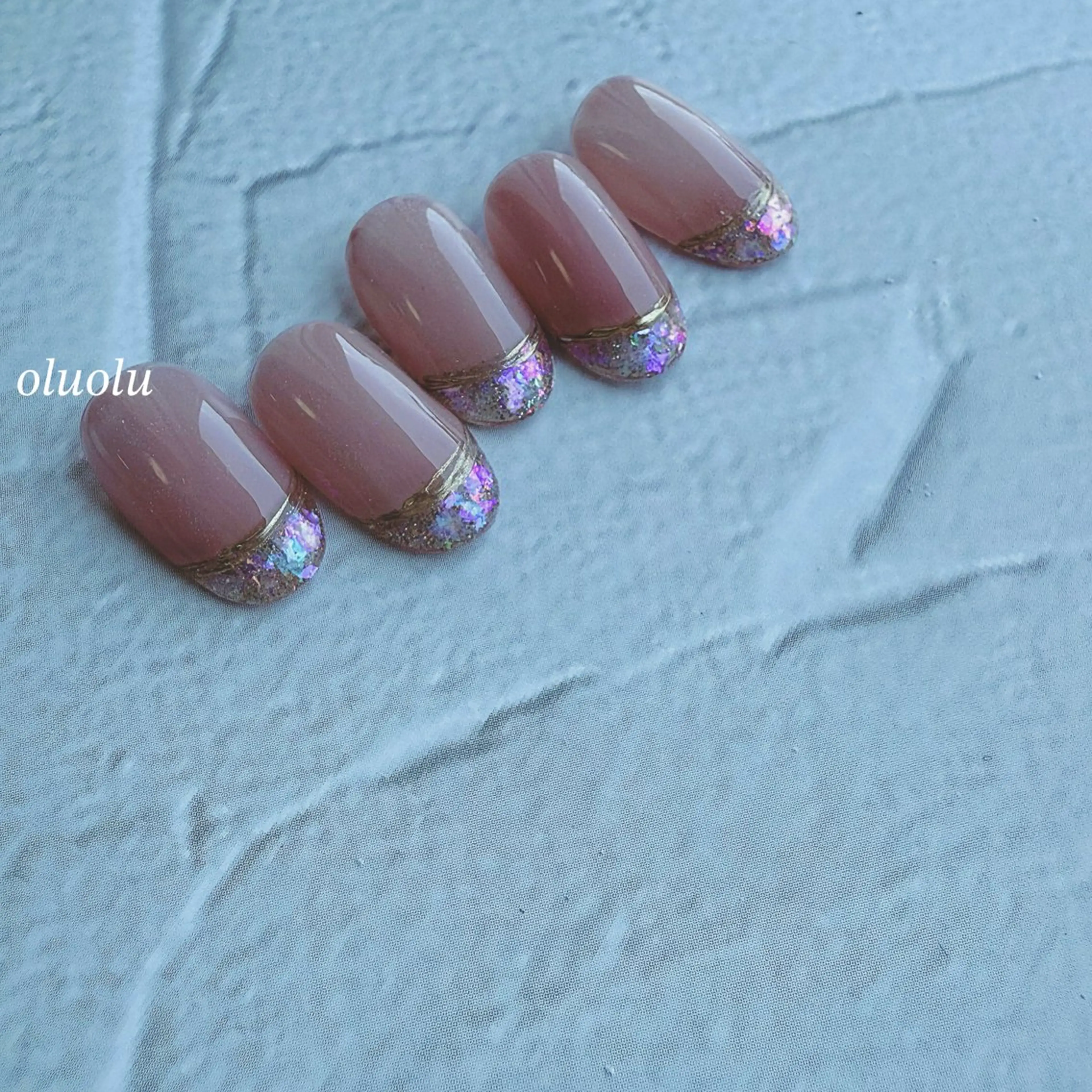 ネイル オーロラネイル クリアネイル フラッシュネイル フレンチネイル キラキラネイル ハンドネイル 大村 紬華のネイルデザイン