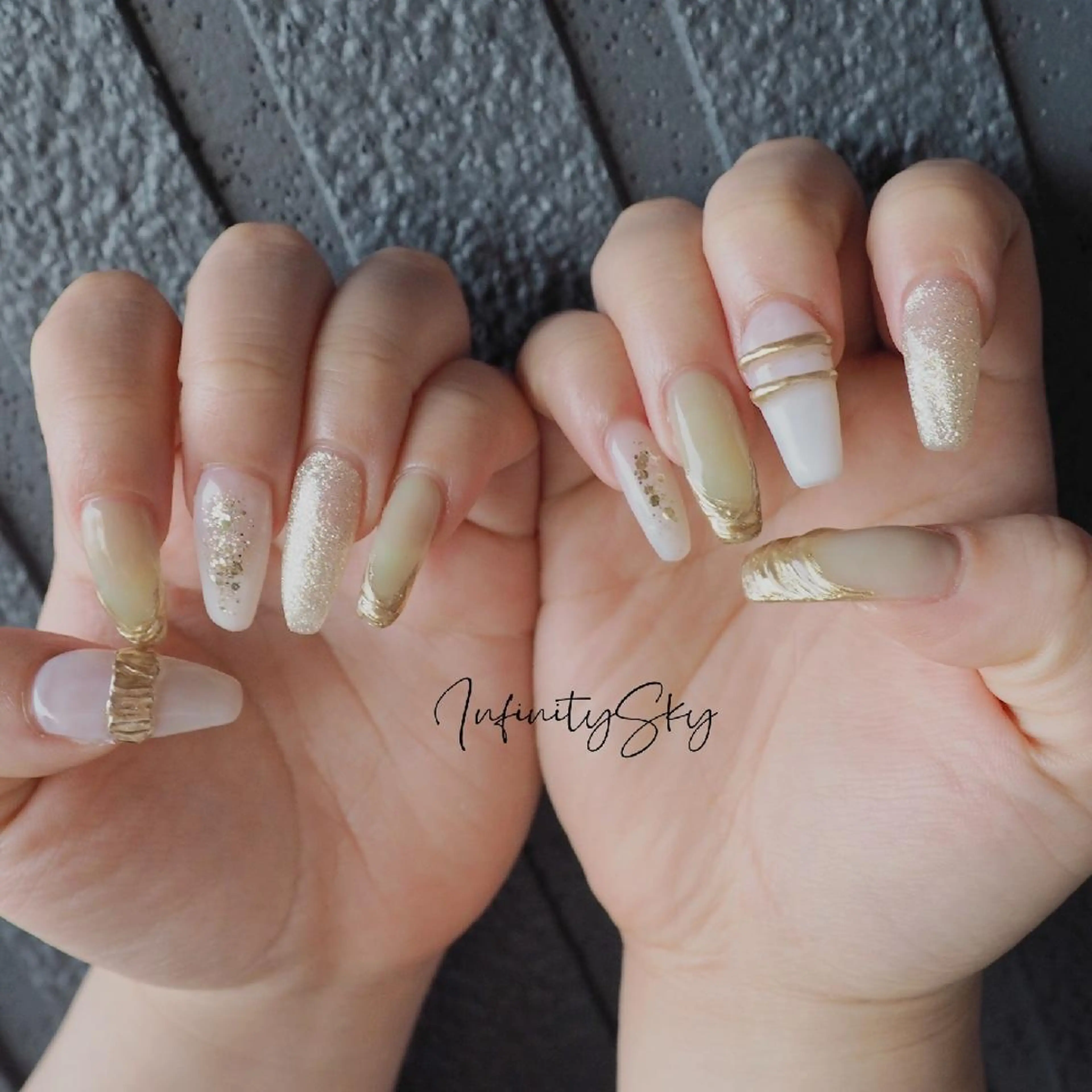 ネイル グリーン ロングネイル infinity skyのネイルデザイン