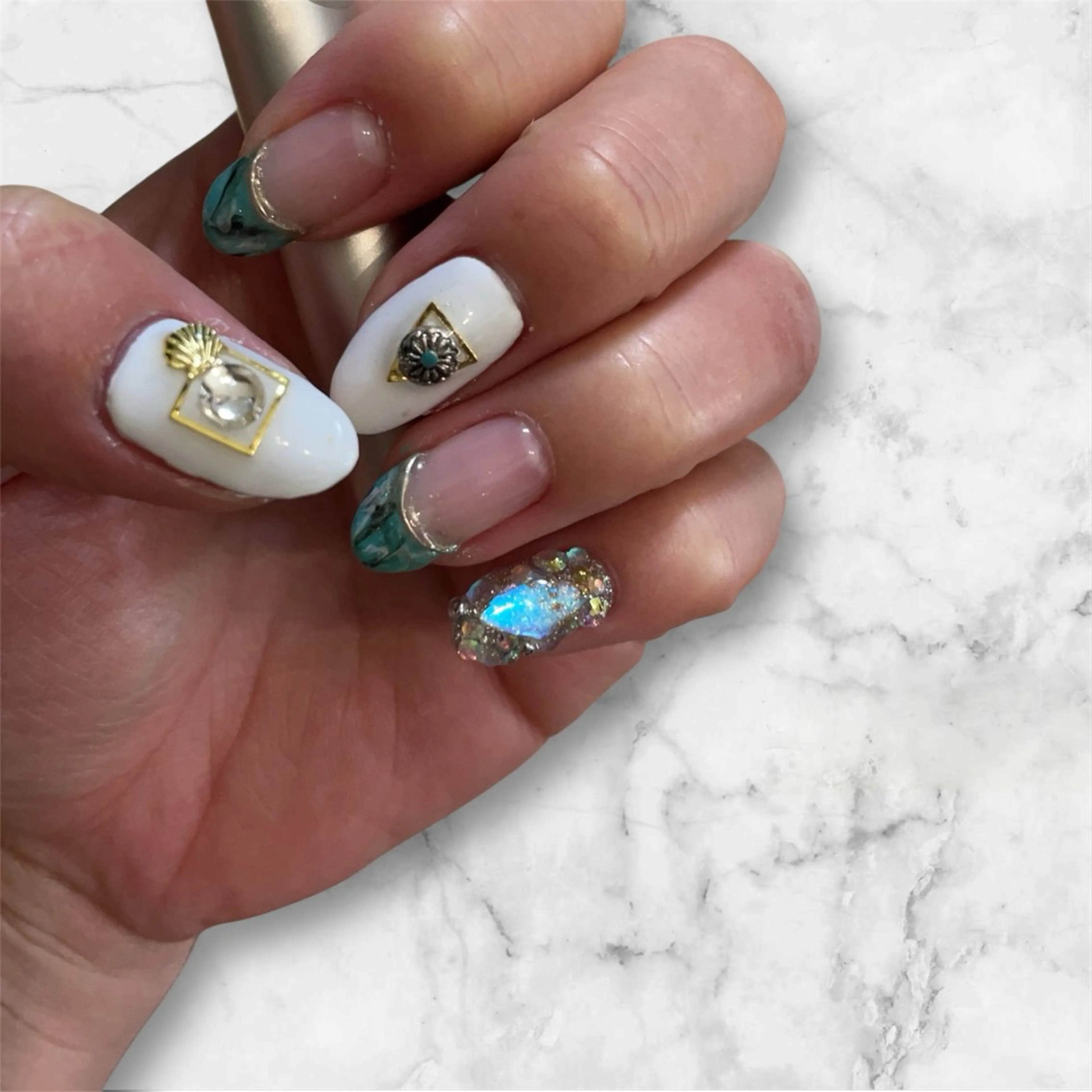 ネイル 88-nail. AKANEのネイルデザイン