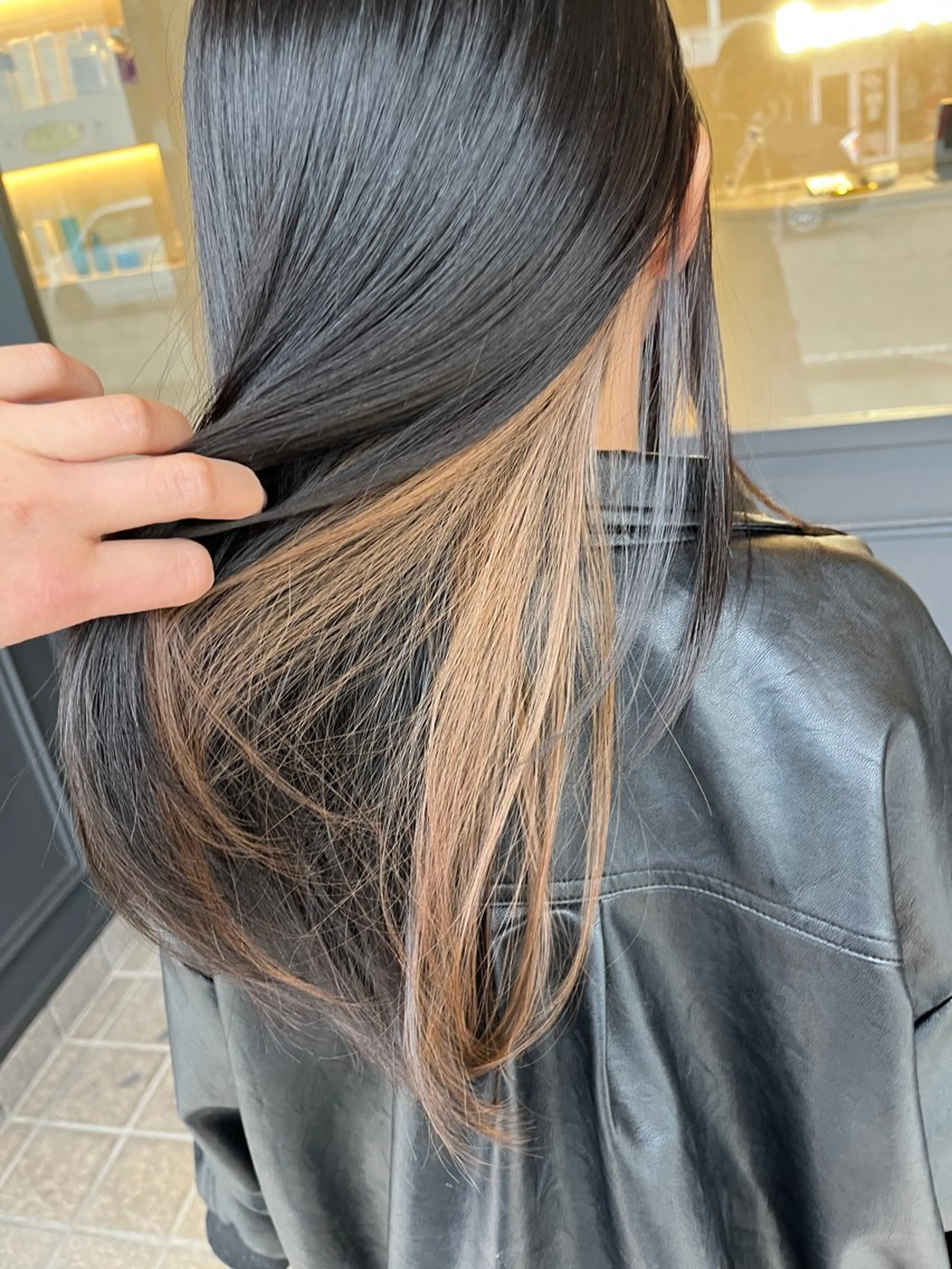 カラー キッズ ブリーチ デザインカラー イヤリングカラー インナーカラー ヘアカラー トリートメント 透明感カラー／ 艶カラー／武田遼香のヘアスタイル