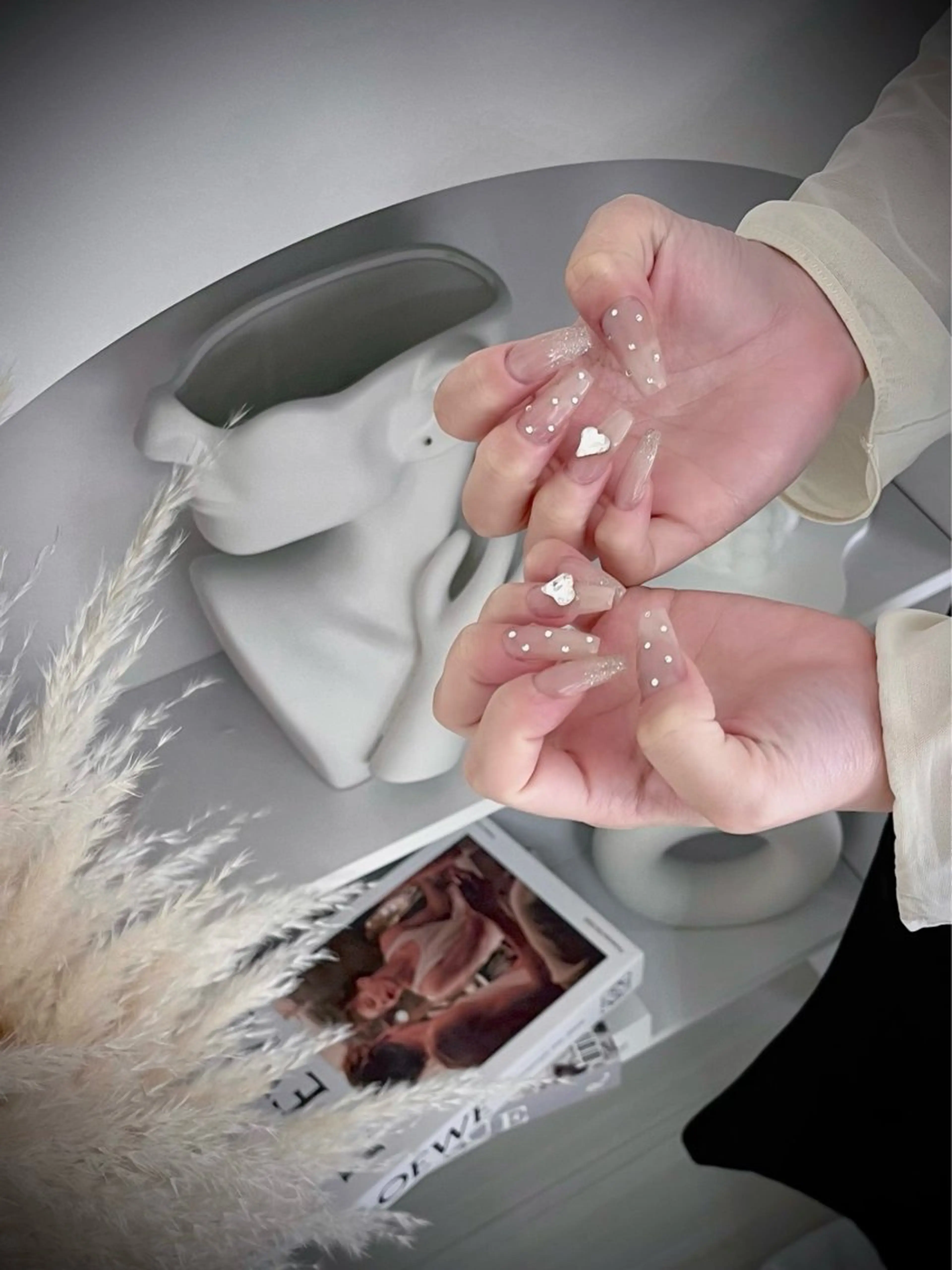 ネイル キラキラネイル マグネットネイル ワンカラーネイル スカルプネイル ワンホンネイル nine.🦋 YUKOのネイルデザイン