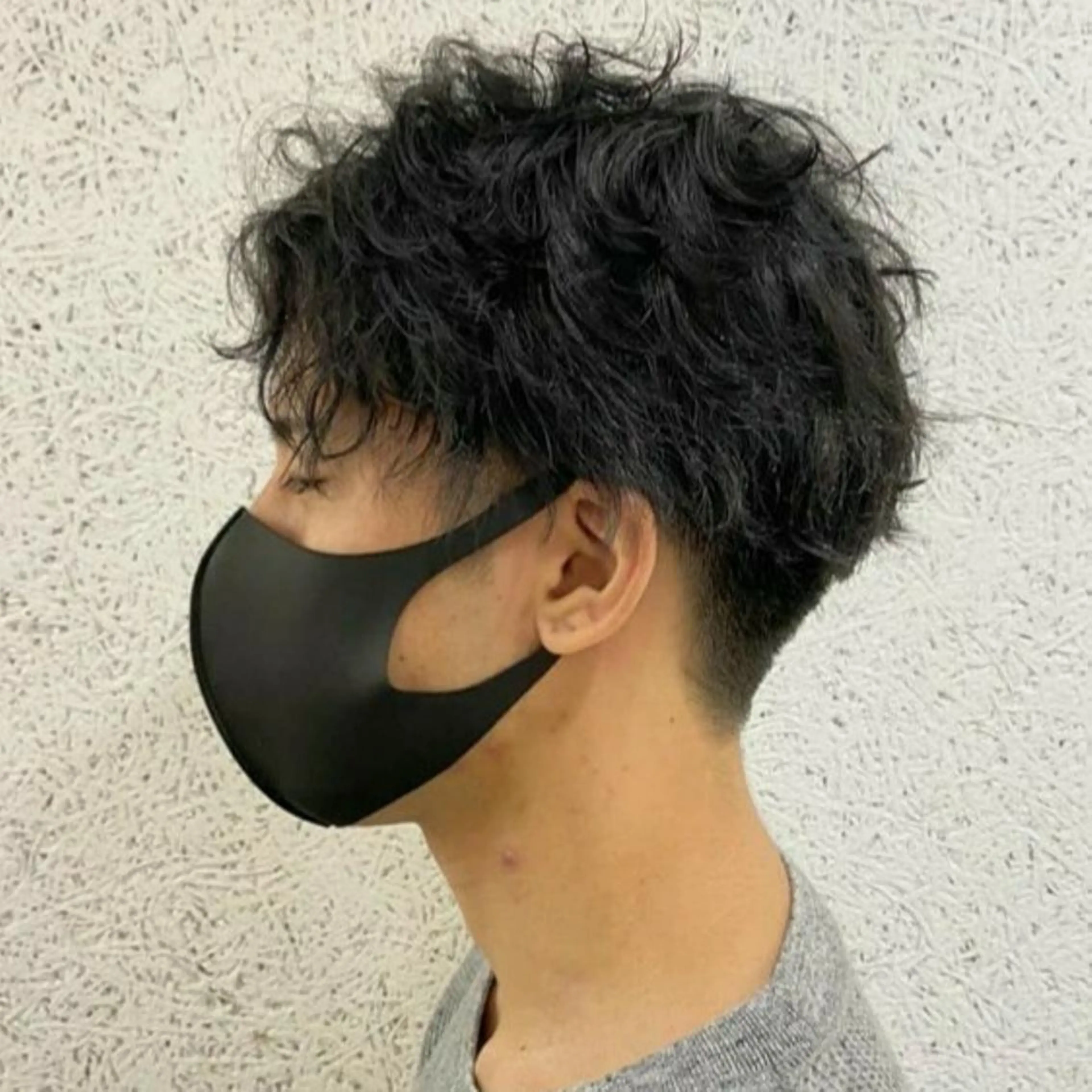 ショート カラー パーマ ヘアアレンジ メンズ センターパート マッシュ メンズパーマ メンズツイストパーマ ツーブロック カット トリートメント かわい ゆうな 髪質改善/縮毛矯正のヘアスタイル