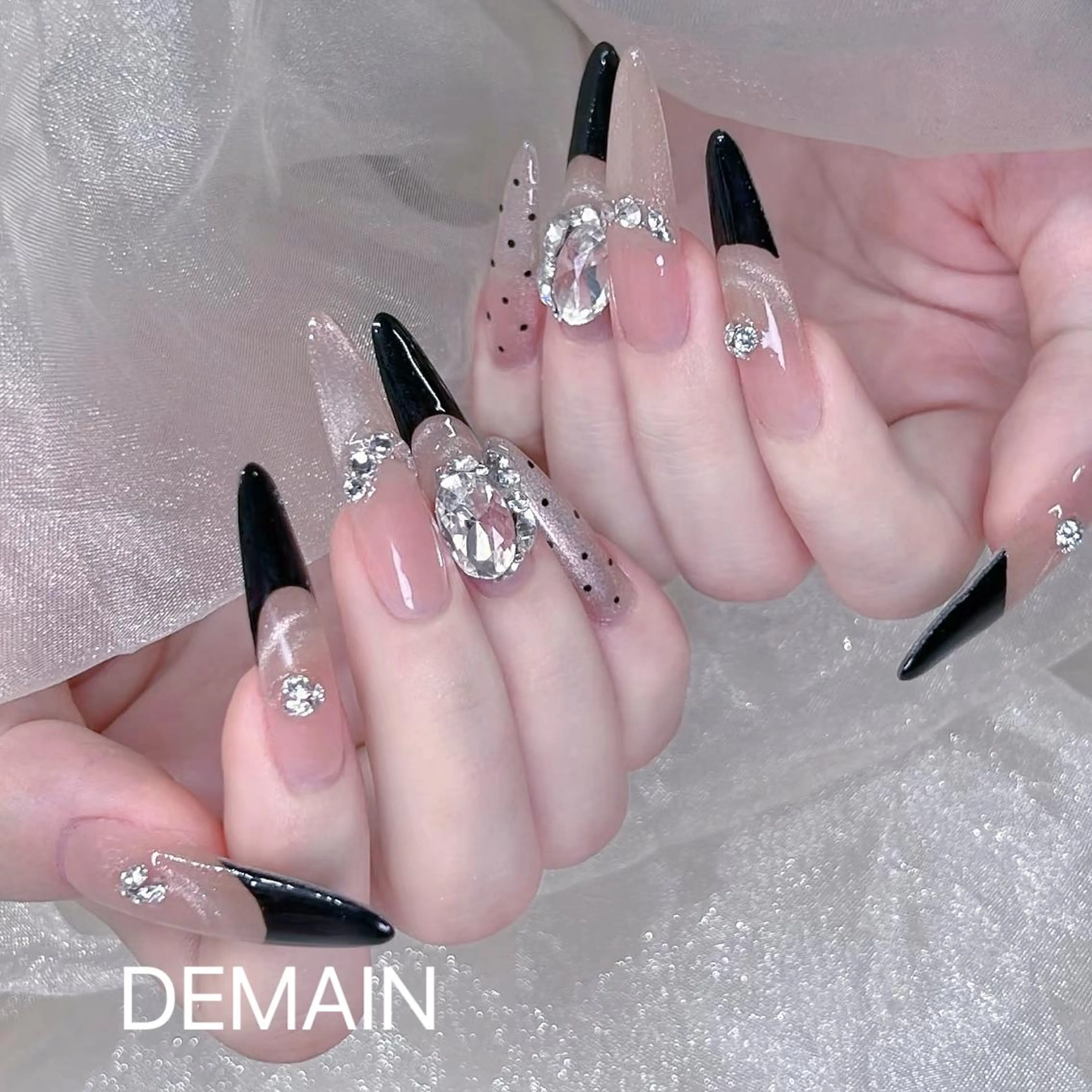 ネイル ハンドネイル ハンドケア DEMAIN _MIO研修のネイルデザイン