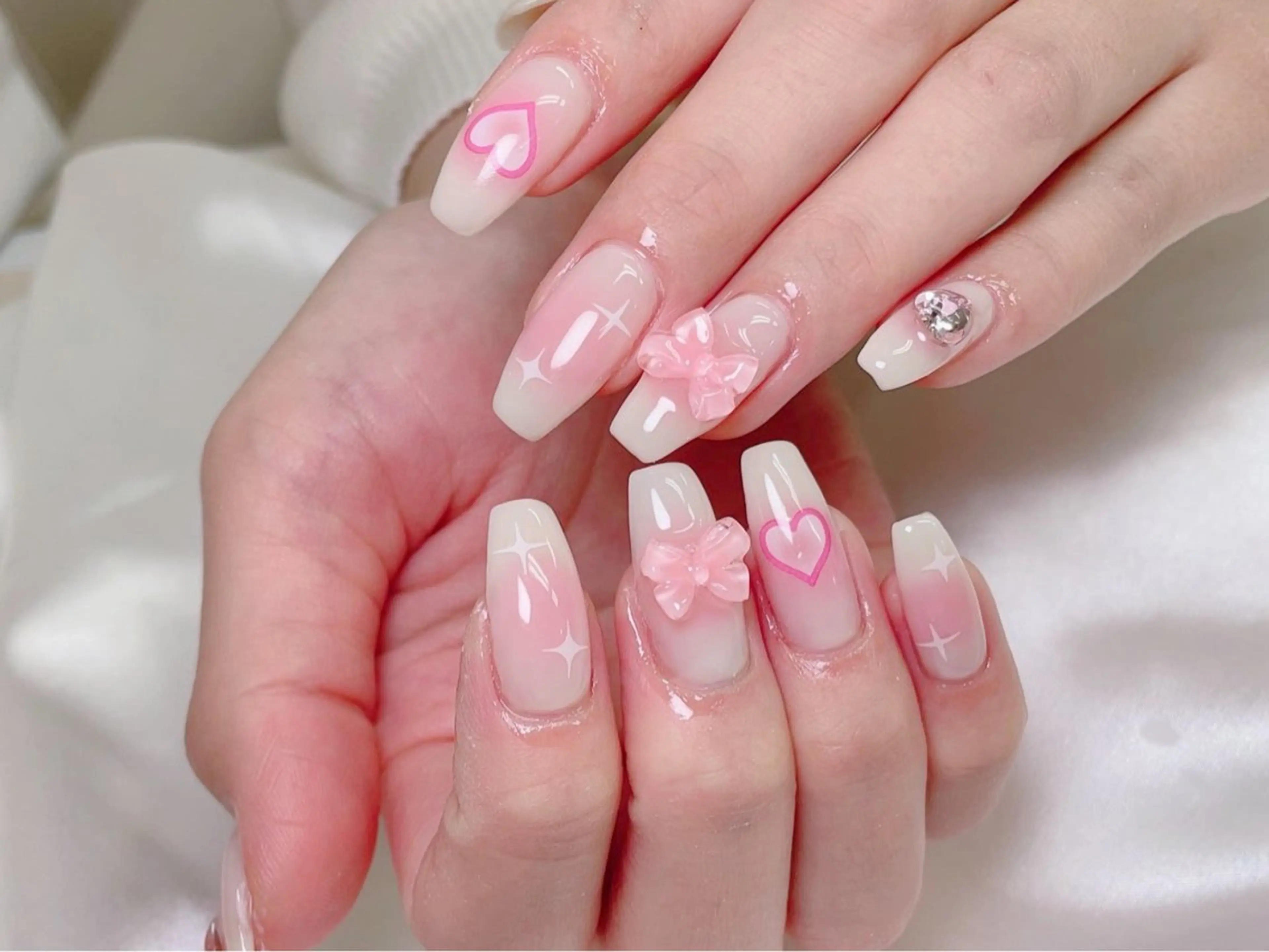 ネイル lucky nail 歌舞伎町のネイルデザイン