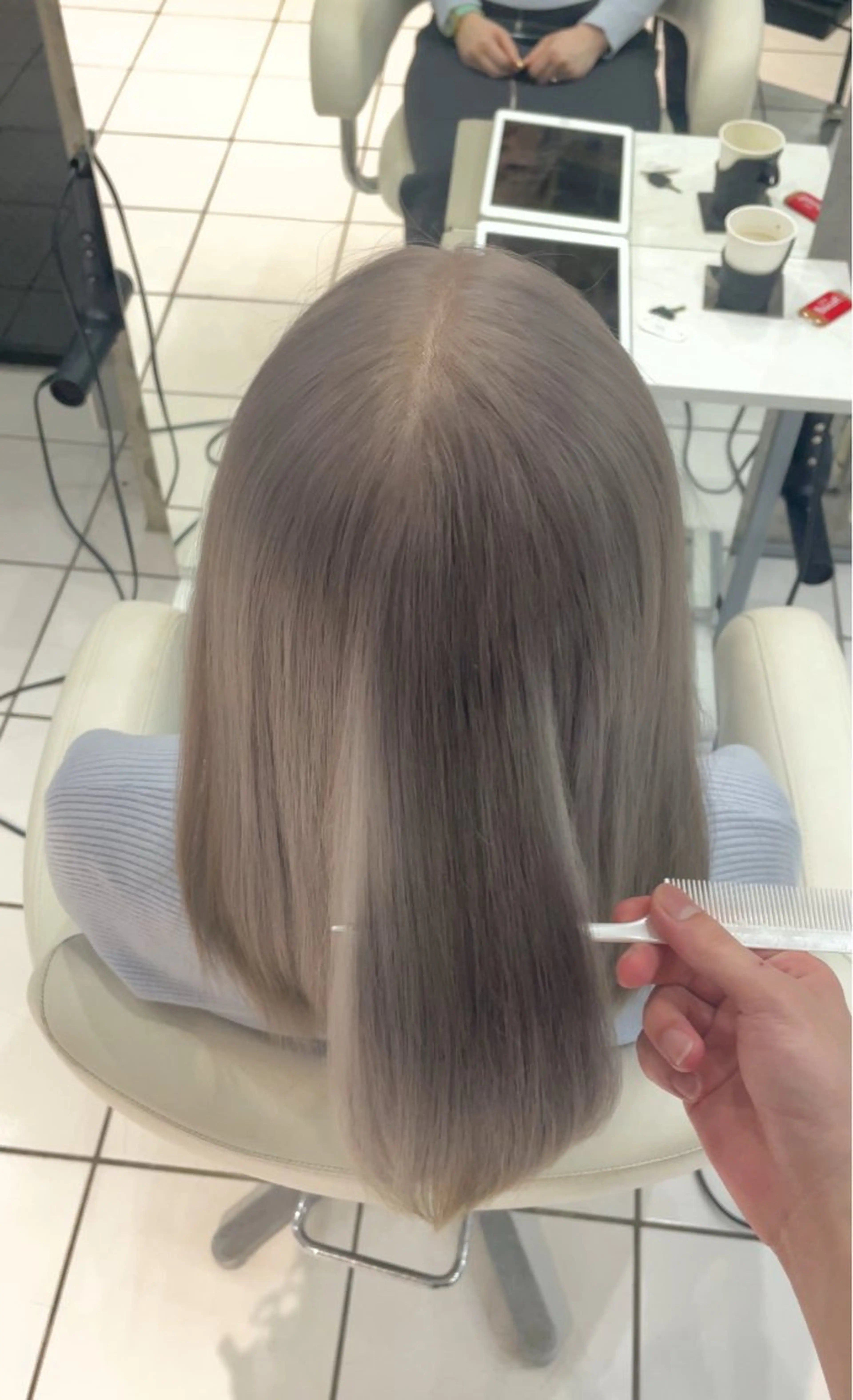 セミロング ヘアカラー SYU/表参道 /艶カラー/縮毛矯正のヘアスタイル